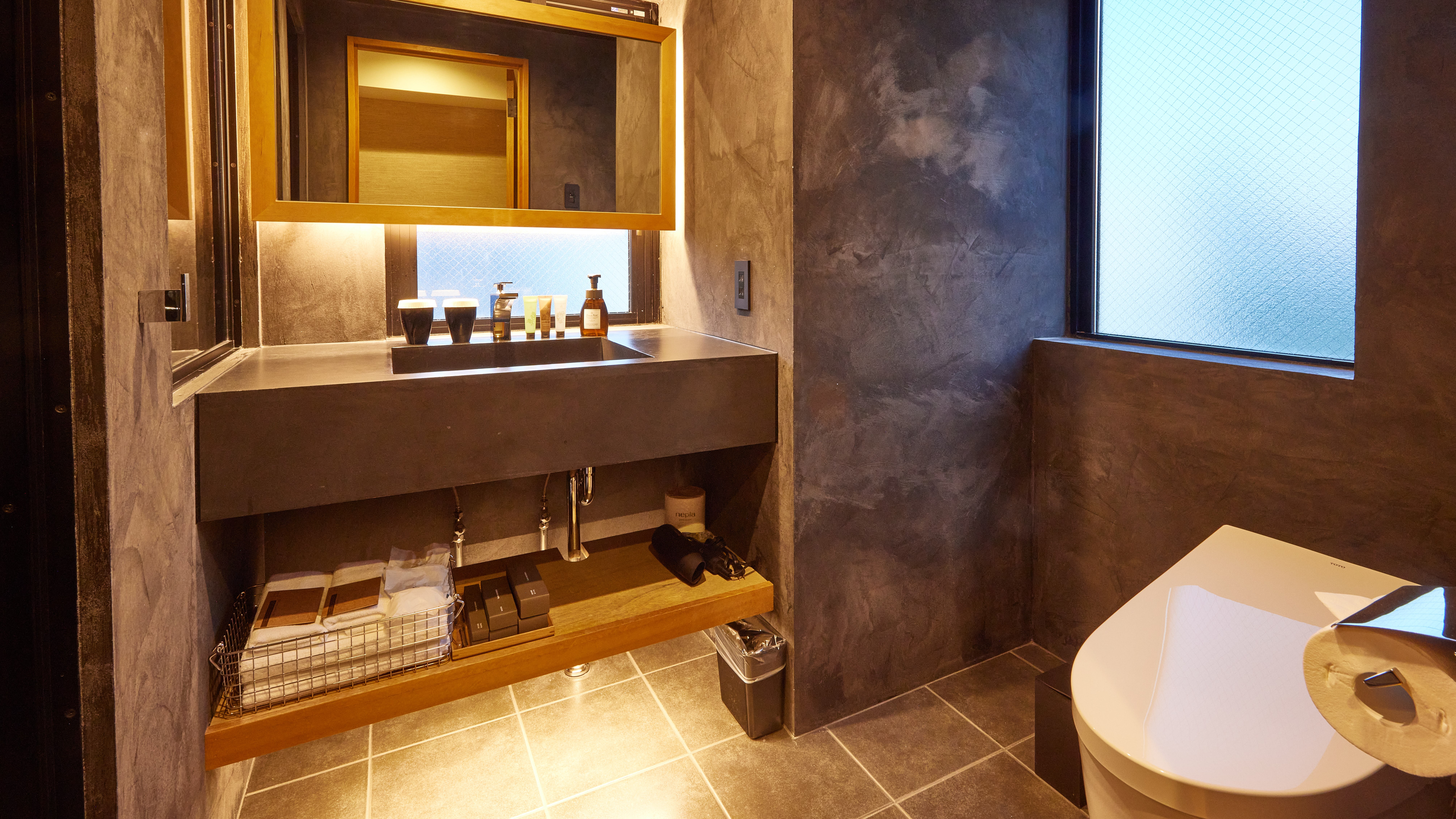 客室内　バスルーム