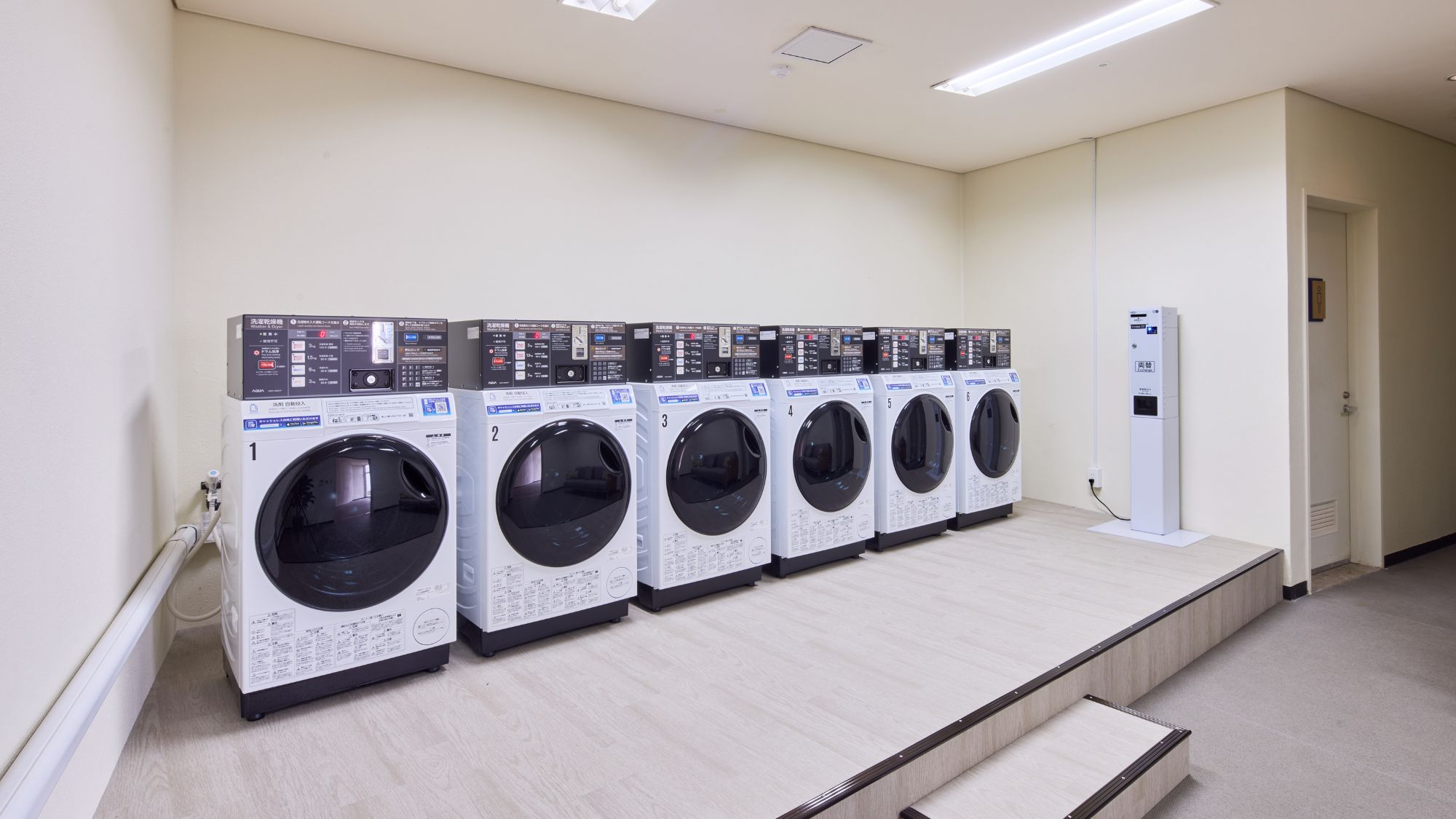 【館内設備】コインランドリーは24時間ご利用可能となっております。