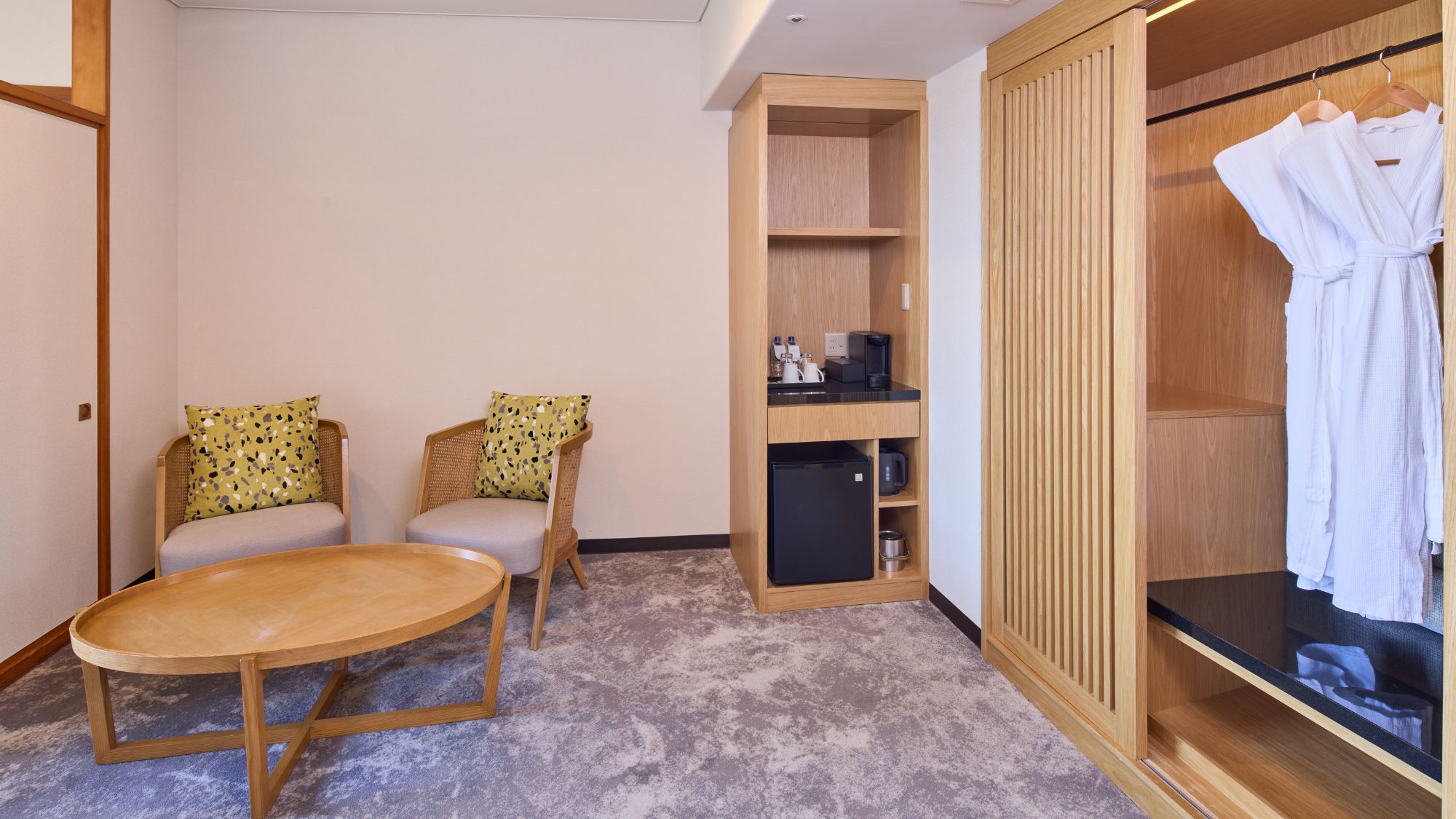 【和洋室ファミリースイートツイン】全館禁煙となっており、お子様でも安心してご宿泊いただけます。