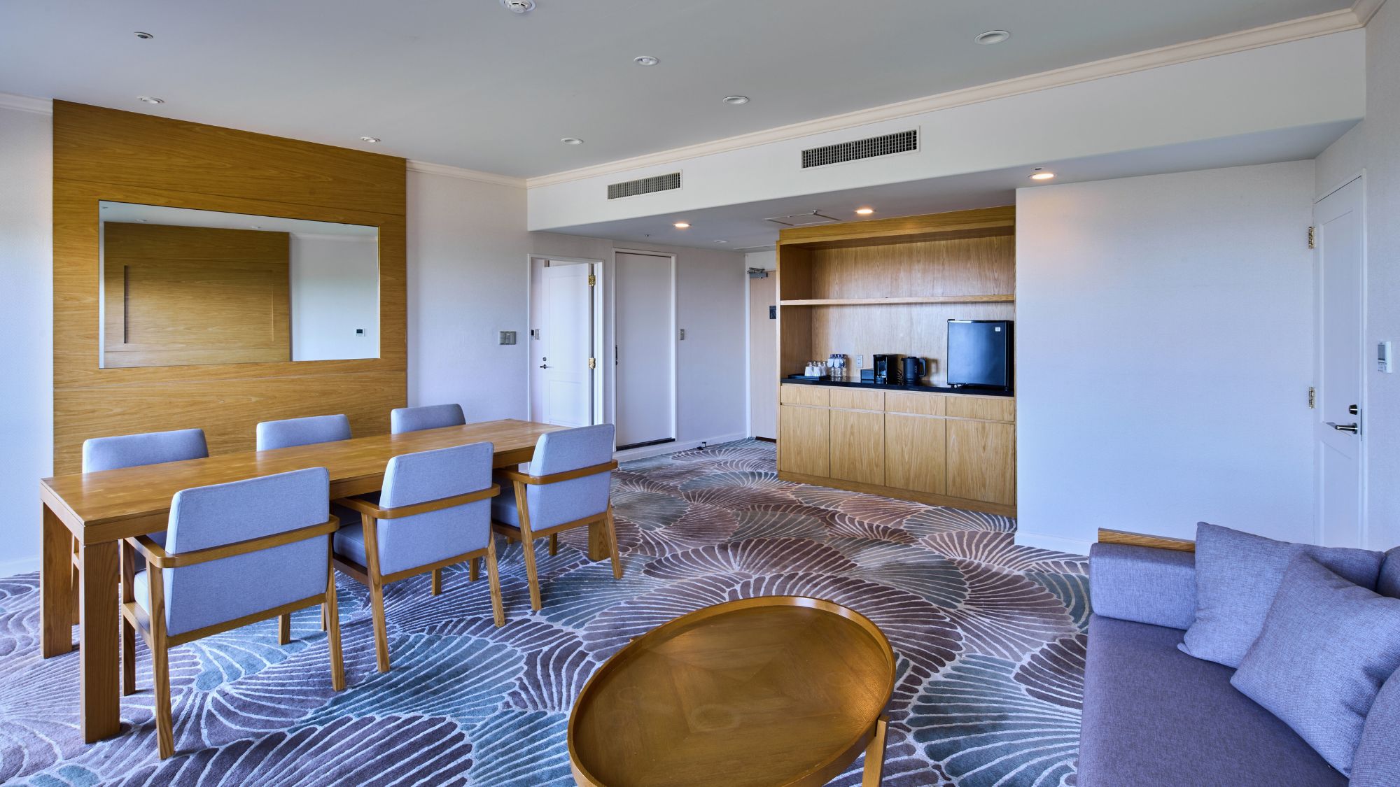 【プレジデンシャルスイート】94㎡のお部屋。最大4名様までご宿泊いただけます。