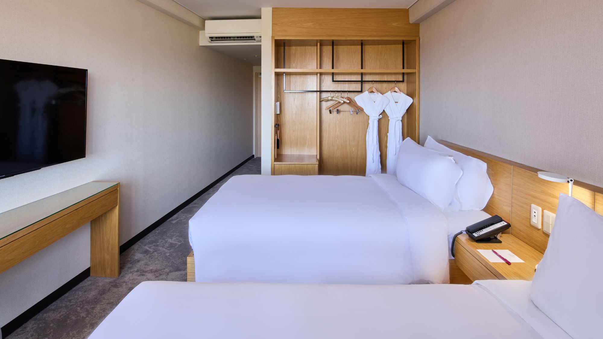 【スタンダードツイン ガーデンビュー】23.5m&sup2;のお部屋。最大2名様までご宿泊いただけます。