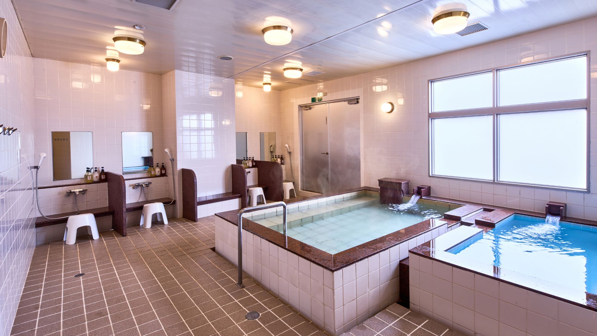 【大浴場】旅の締めくくりにぴったりな、心落ち着く時間をお過ごしください。