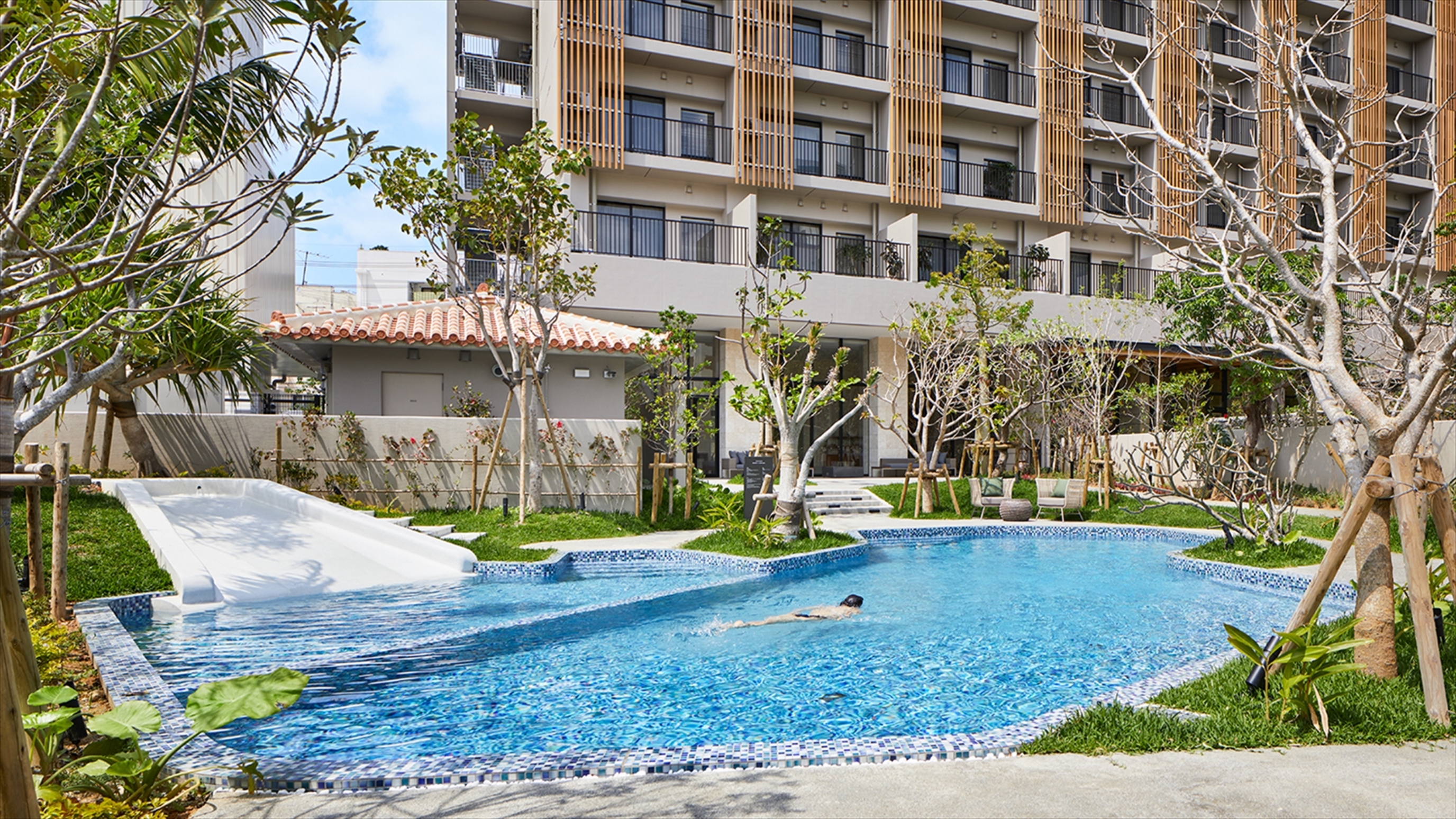 ホテル ストレータ 那覇