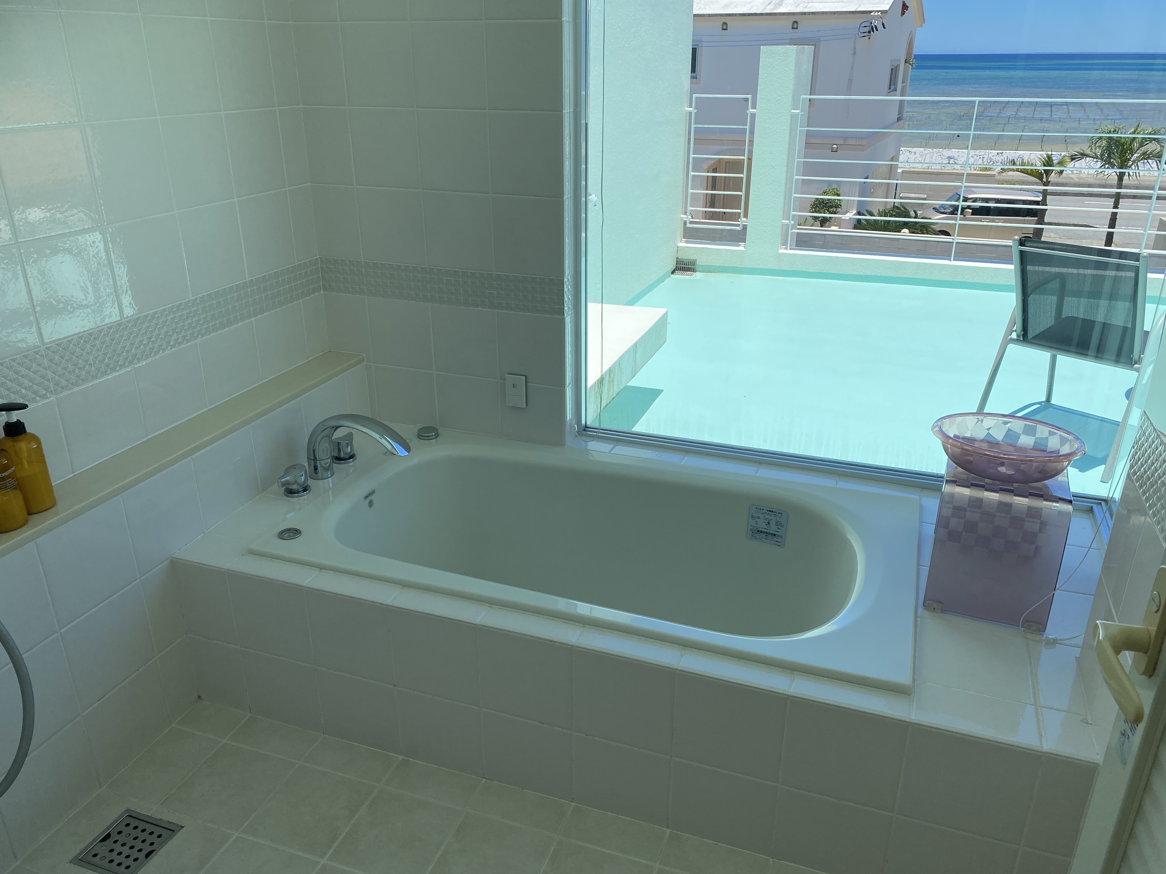 バスルーム（ダブルベッドルーム）