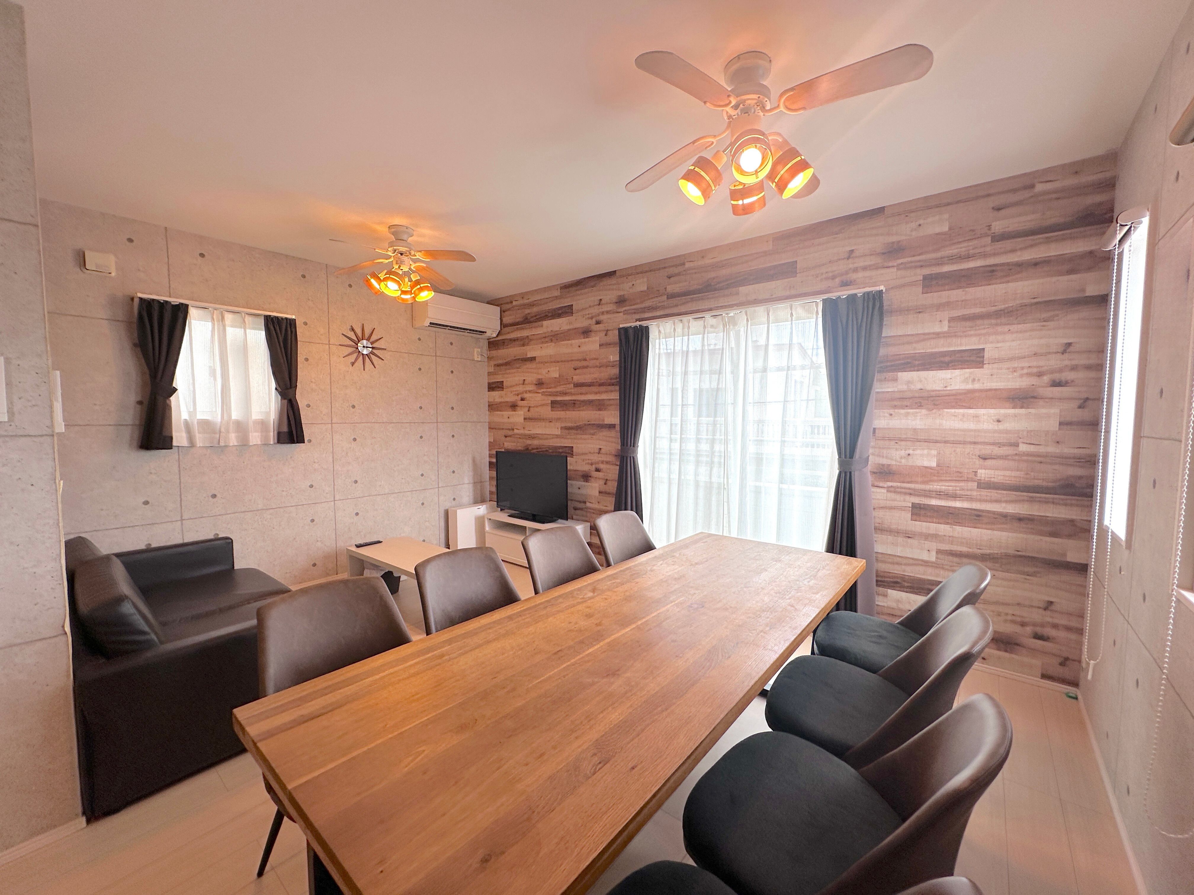 A棟：リビングダイニング