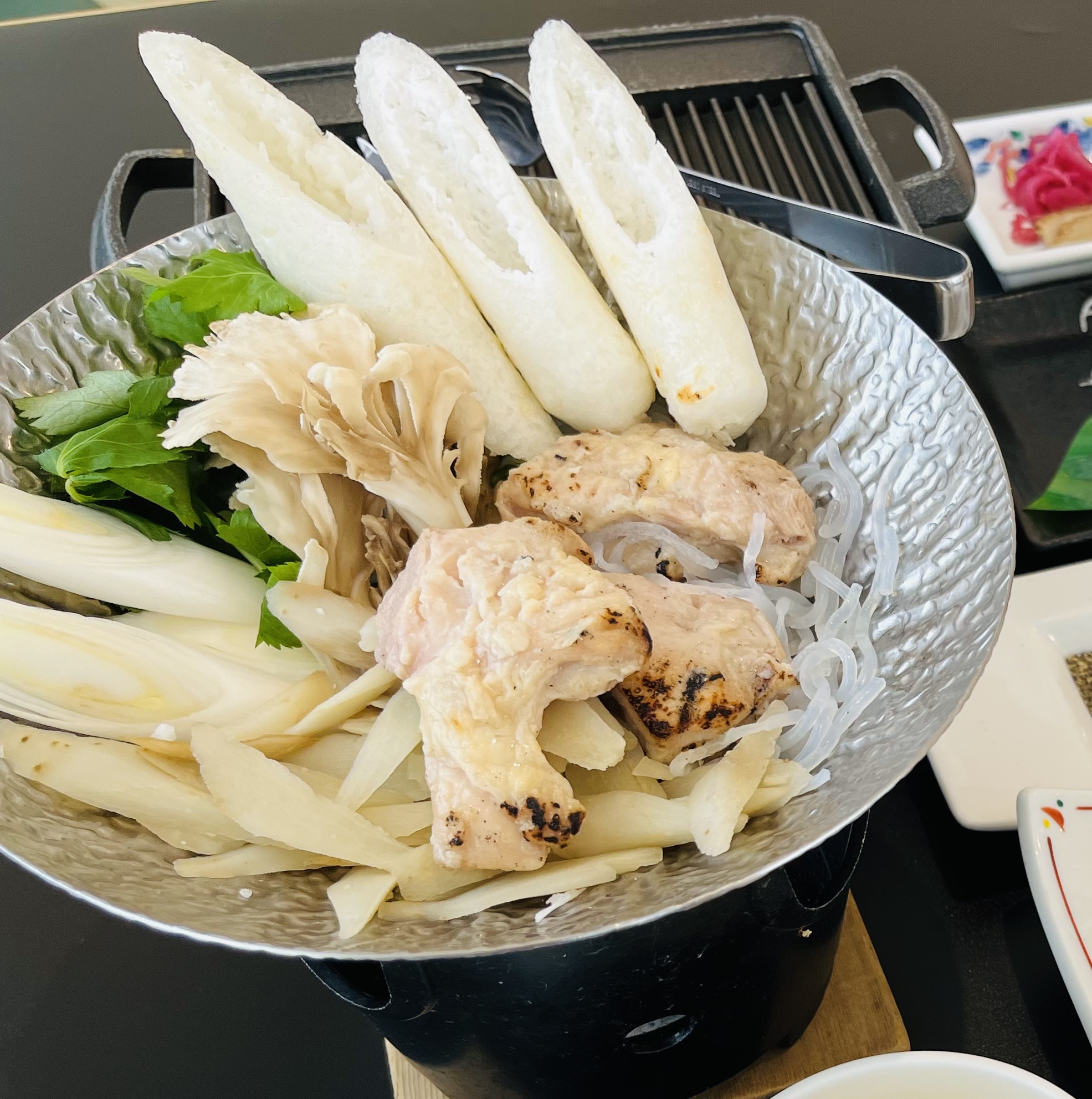 夕食：秋田名物きりたんぽ