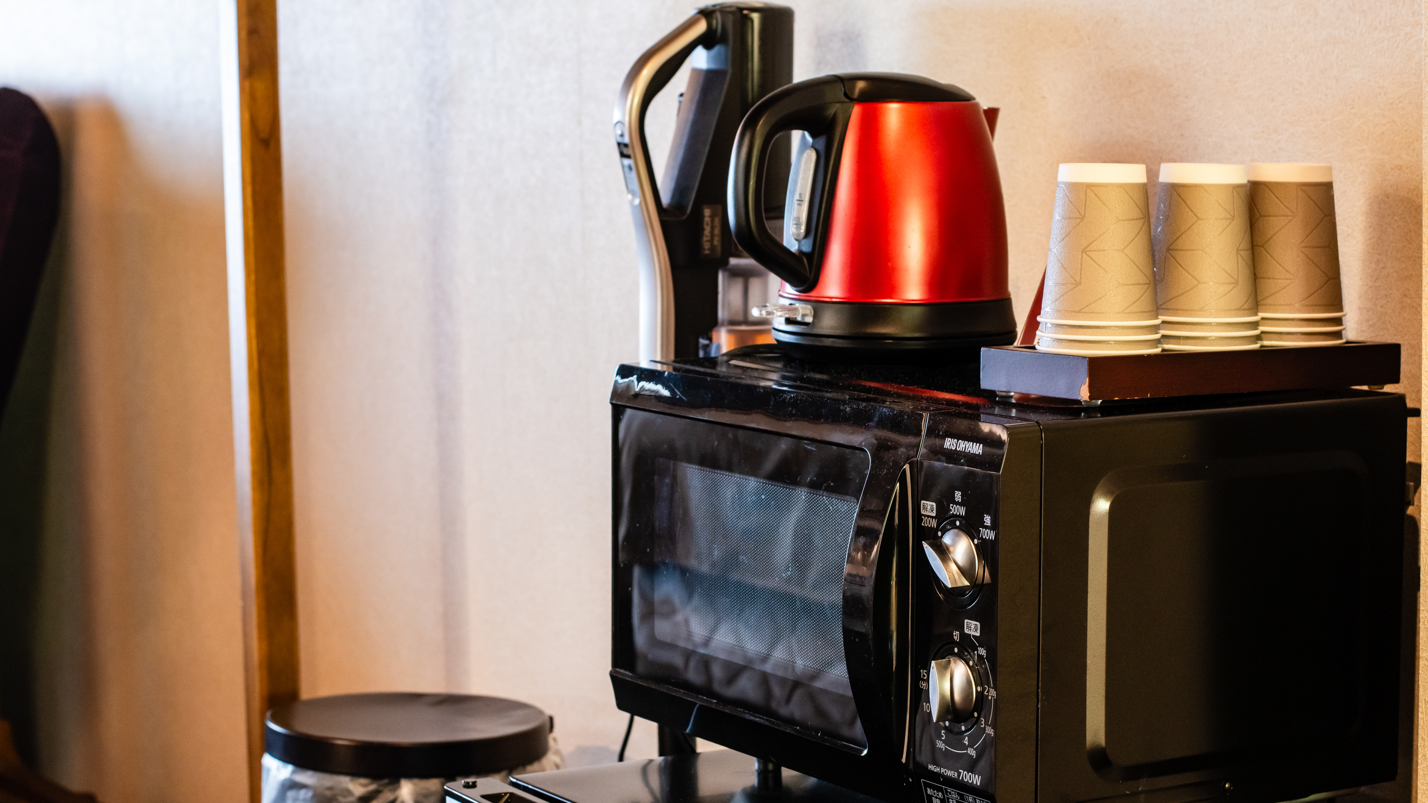 ケトル、電子レンジ