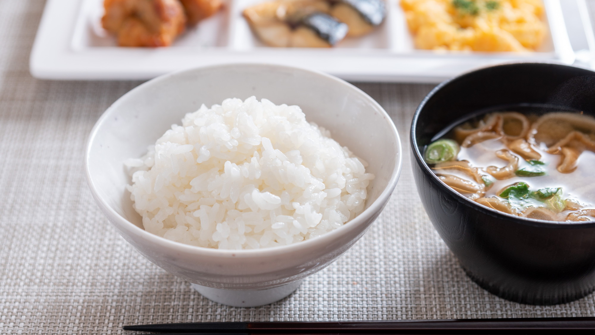 新潟県産コシイブキ米を使用しています。