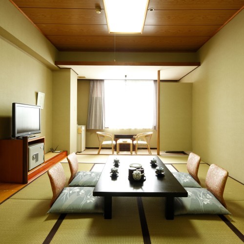 Contoh kamar bergaya Jepang dengan 12 tikar tatami