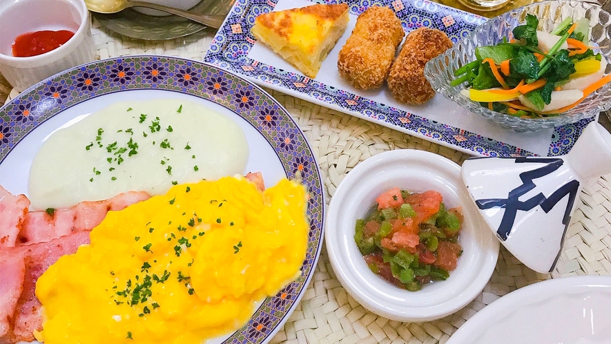 ・【選べる朝食】スクランブルエッグセット