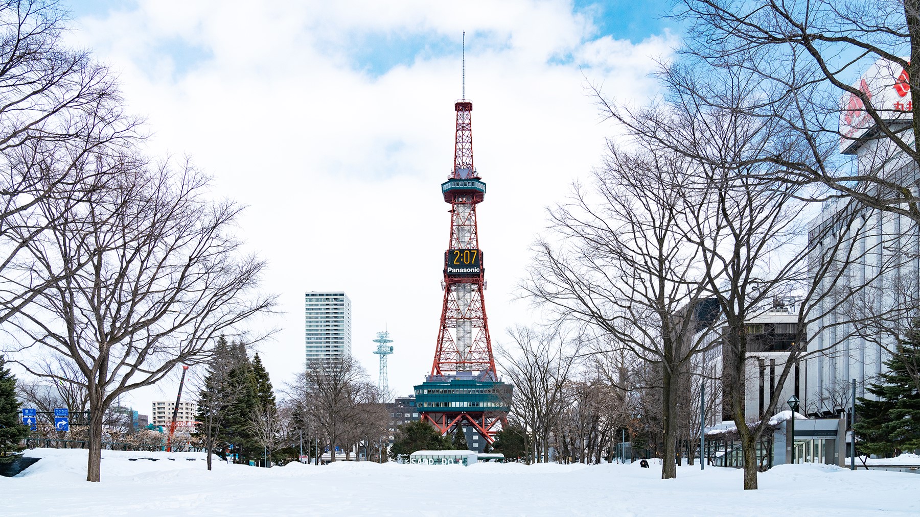 大通公園より徒歩約5分