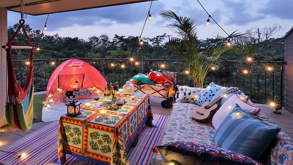 アウトドアリビング　グランピング（例）