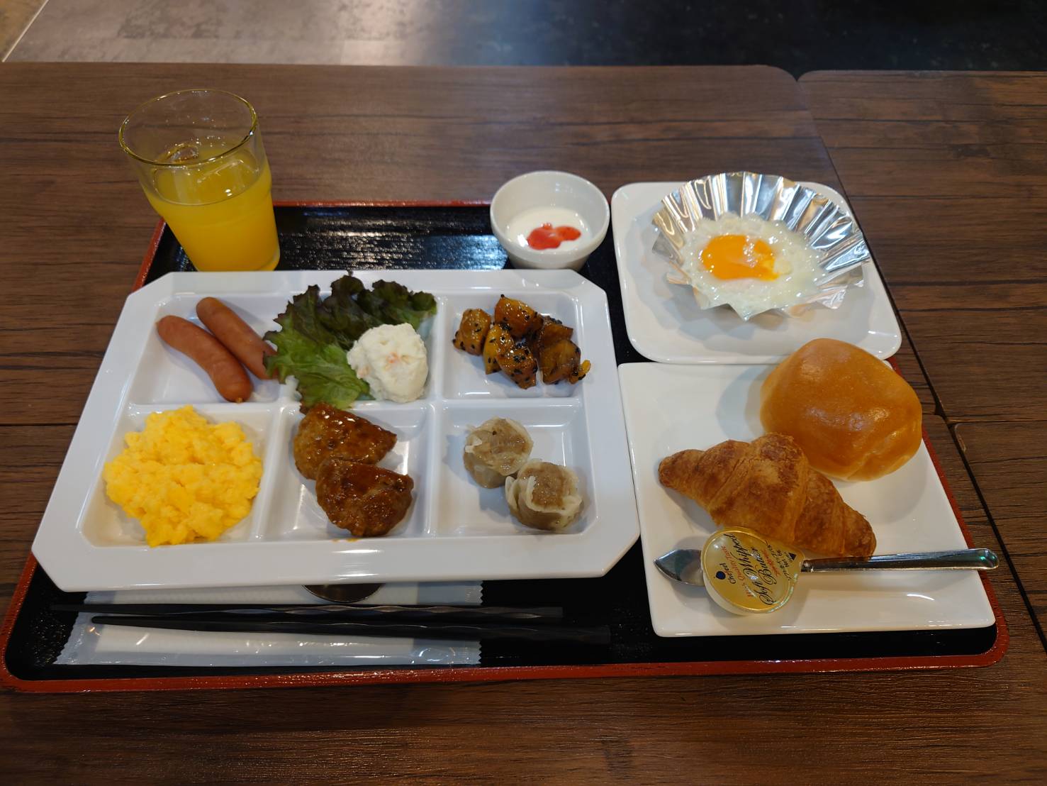 朝食バイキング