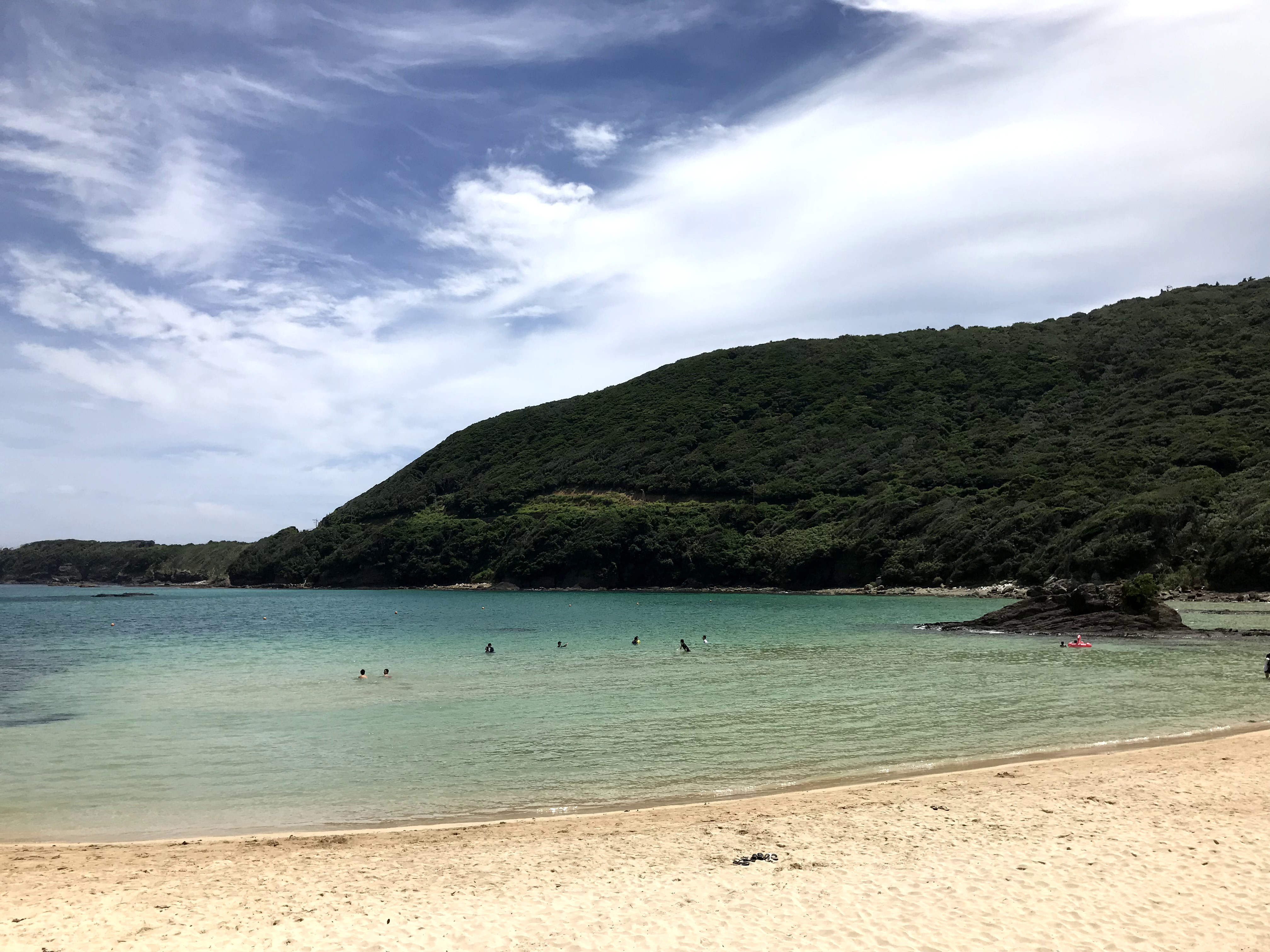 三宇田浜（車で8分）