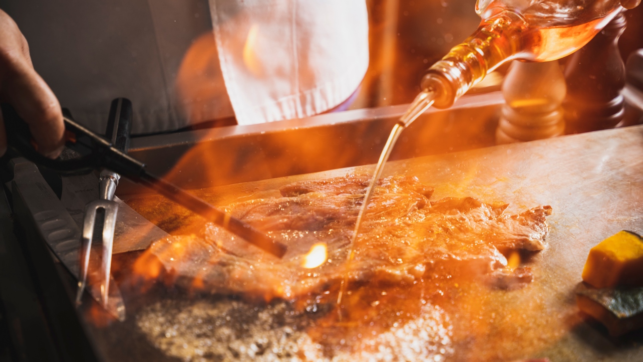 【大好評につき大延長★無料シャトル運行】那覇市唯一の遊泳ビーチ「波の上ビーチ」まで徒歩７分◆朝食付