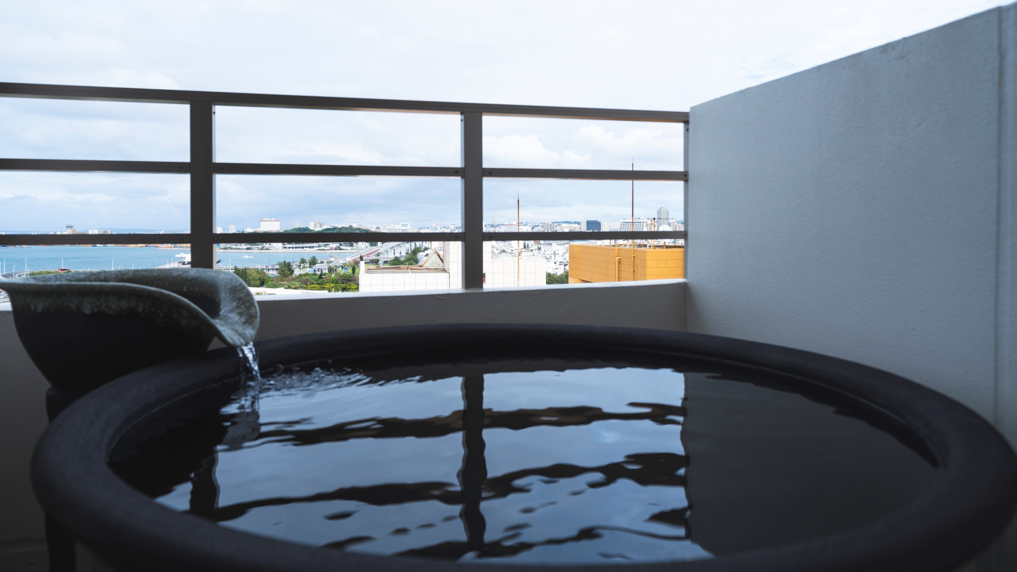 【露天風呂付 / 客室】