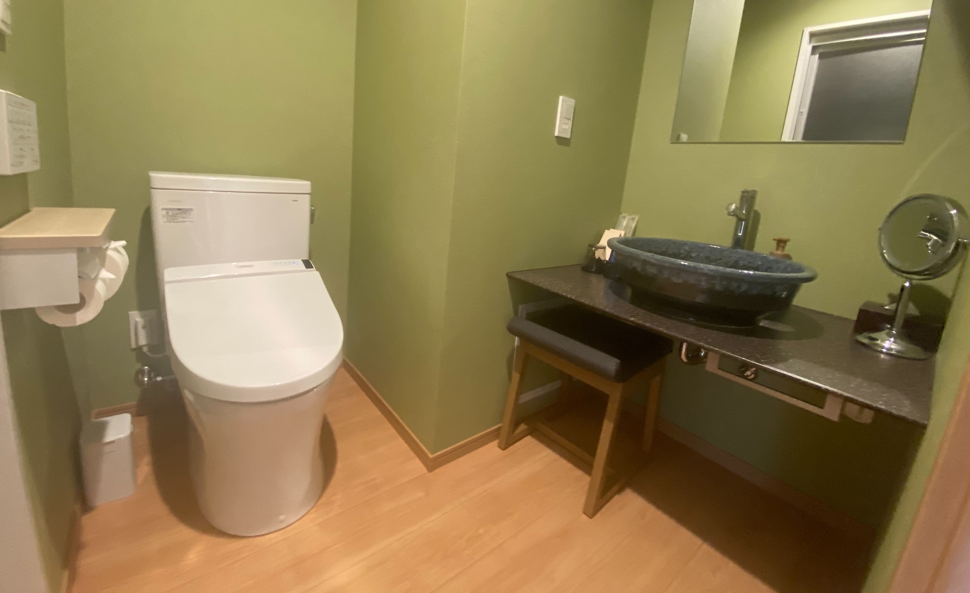 【ハイフロア / ハリウッドツインルーム】トイレ