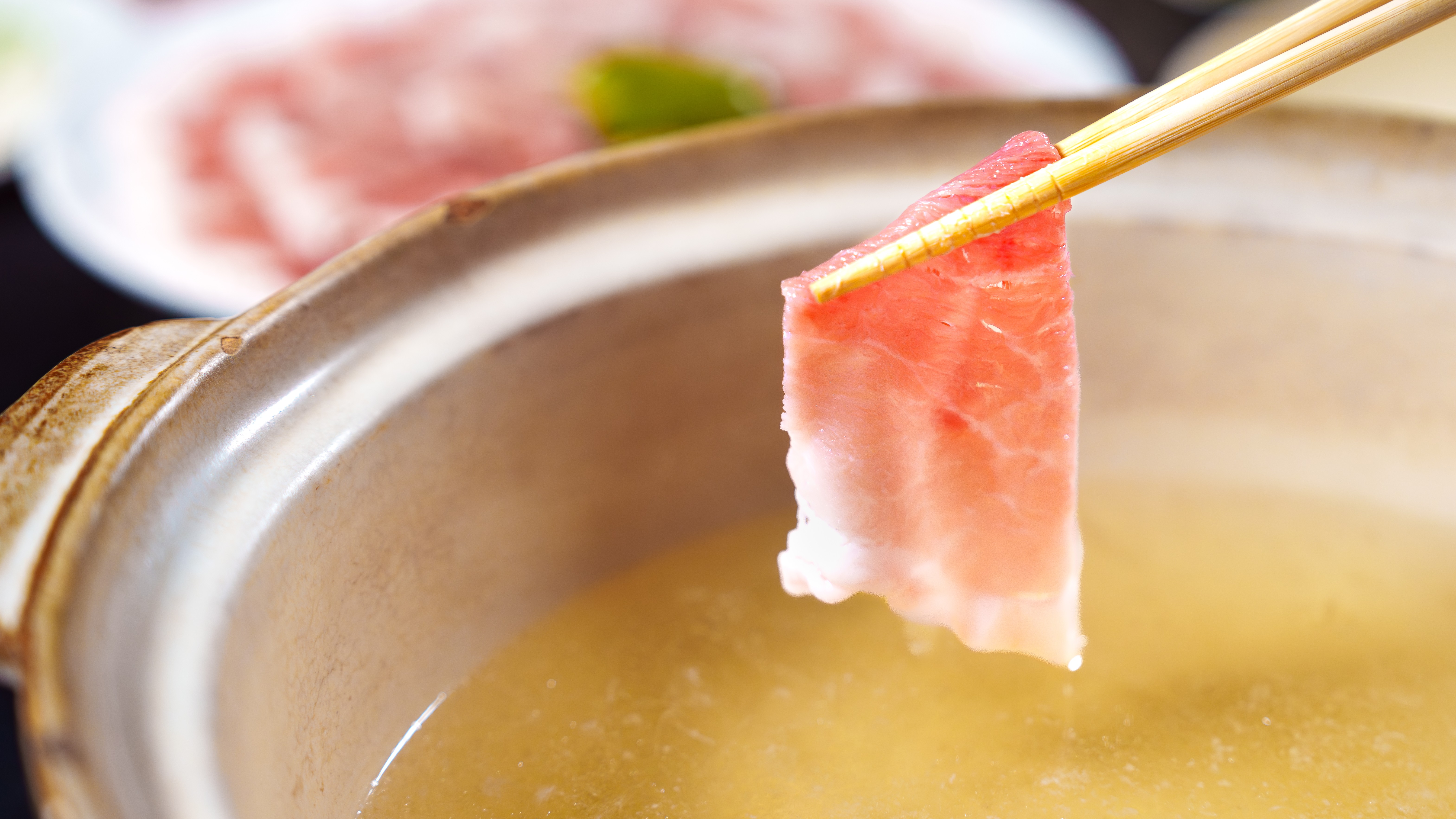 夕食：8月31日までの期間限定あぐーしゃぶしゃぶ