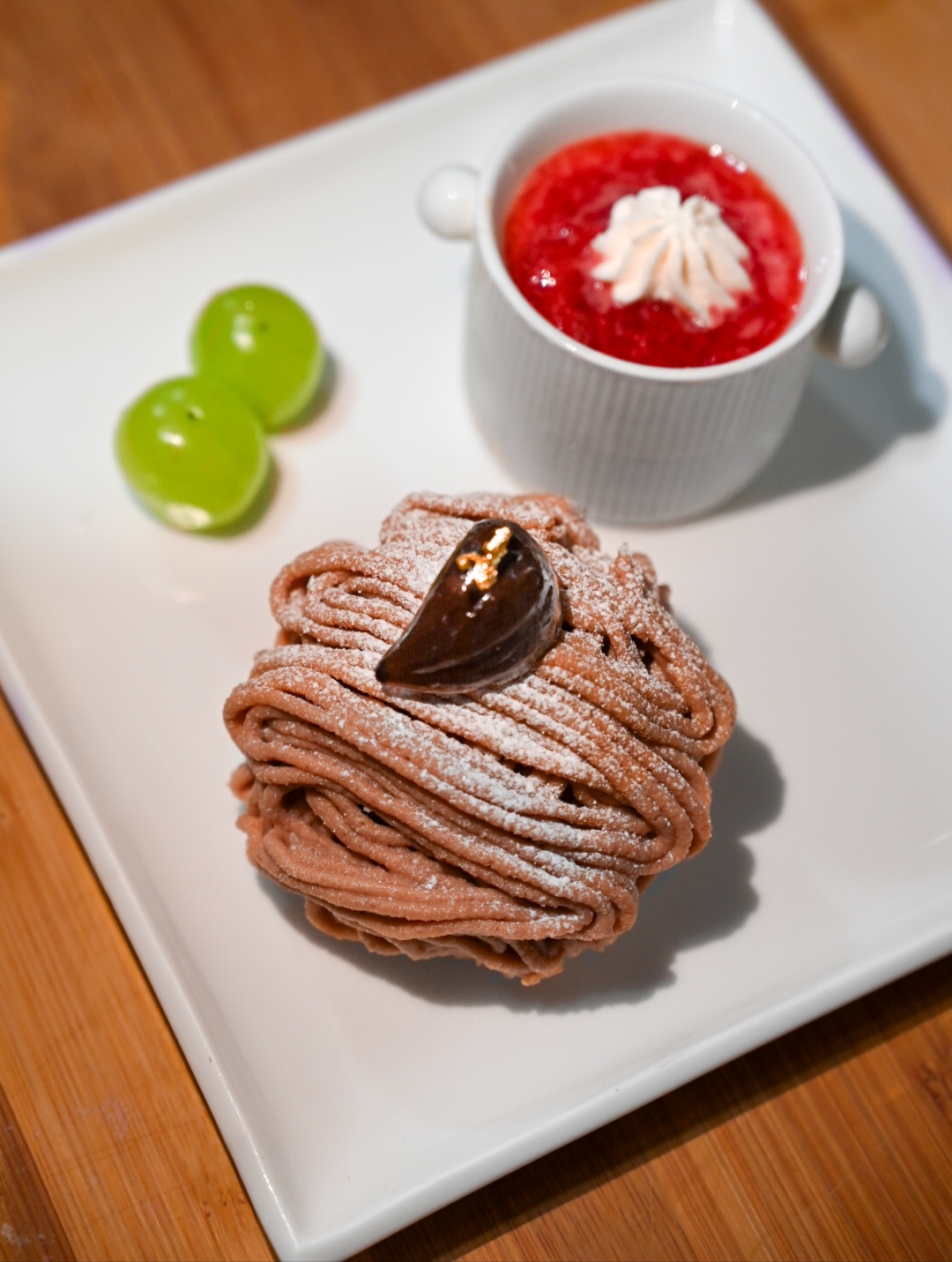 モンブランと苺のクレームダンジェ