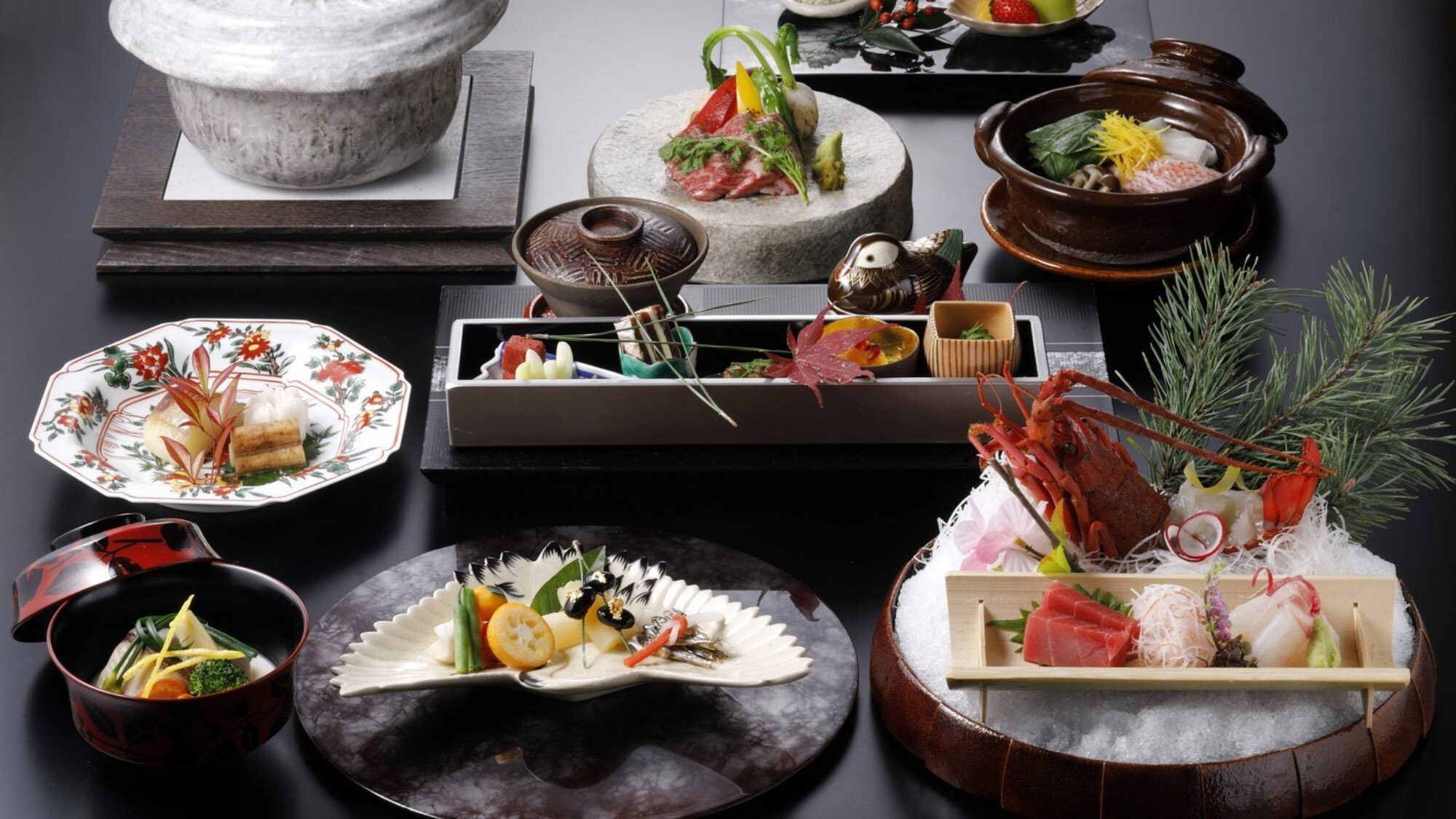 【早めの予約が断然お得！】新たな年の門出を旬彩でもてなす、新春特別懐石2食付プラン　/　夕食・朝食付