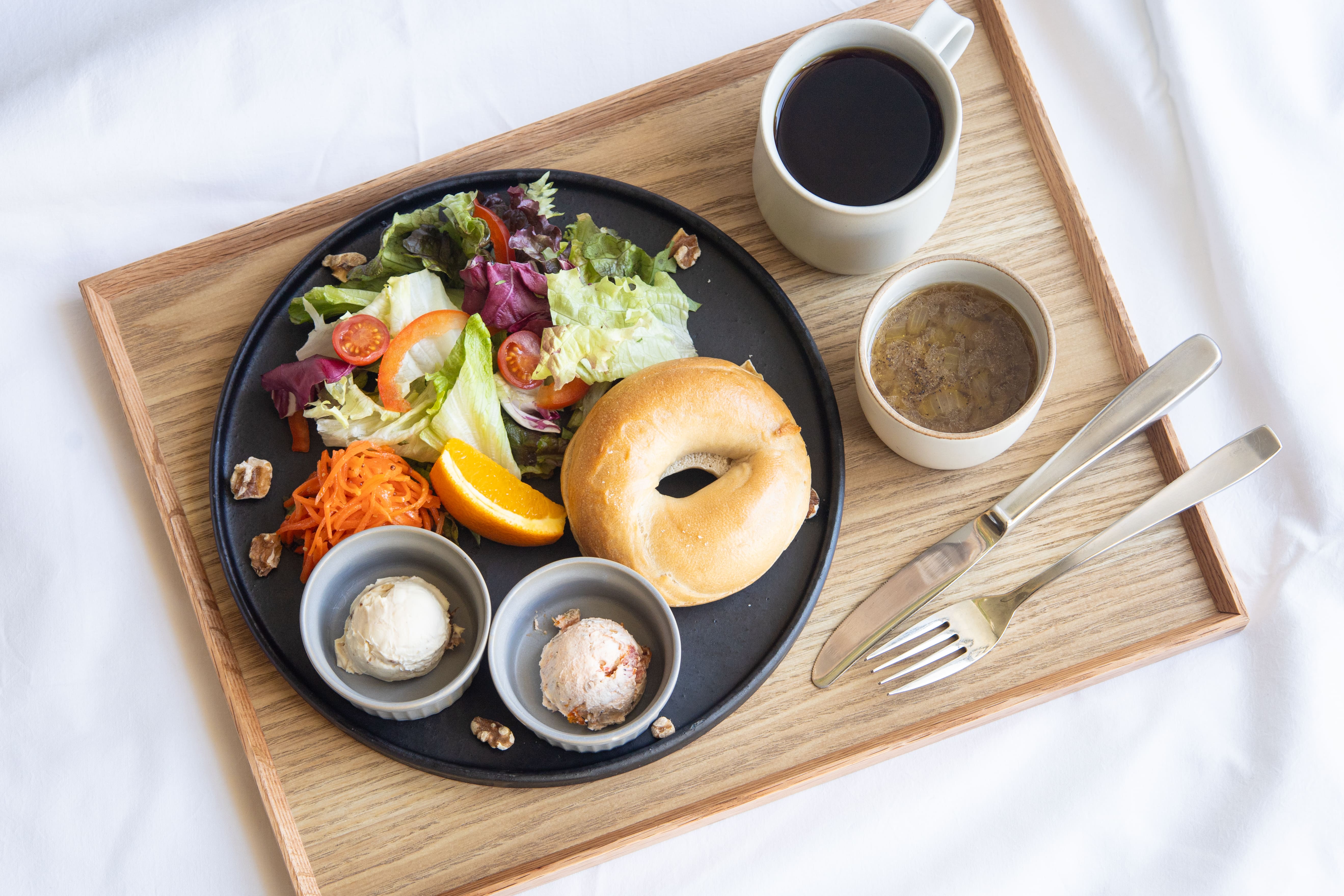 BREAKFAST