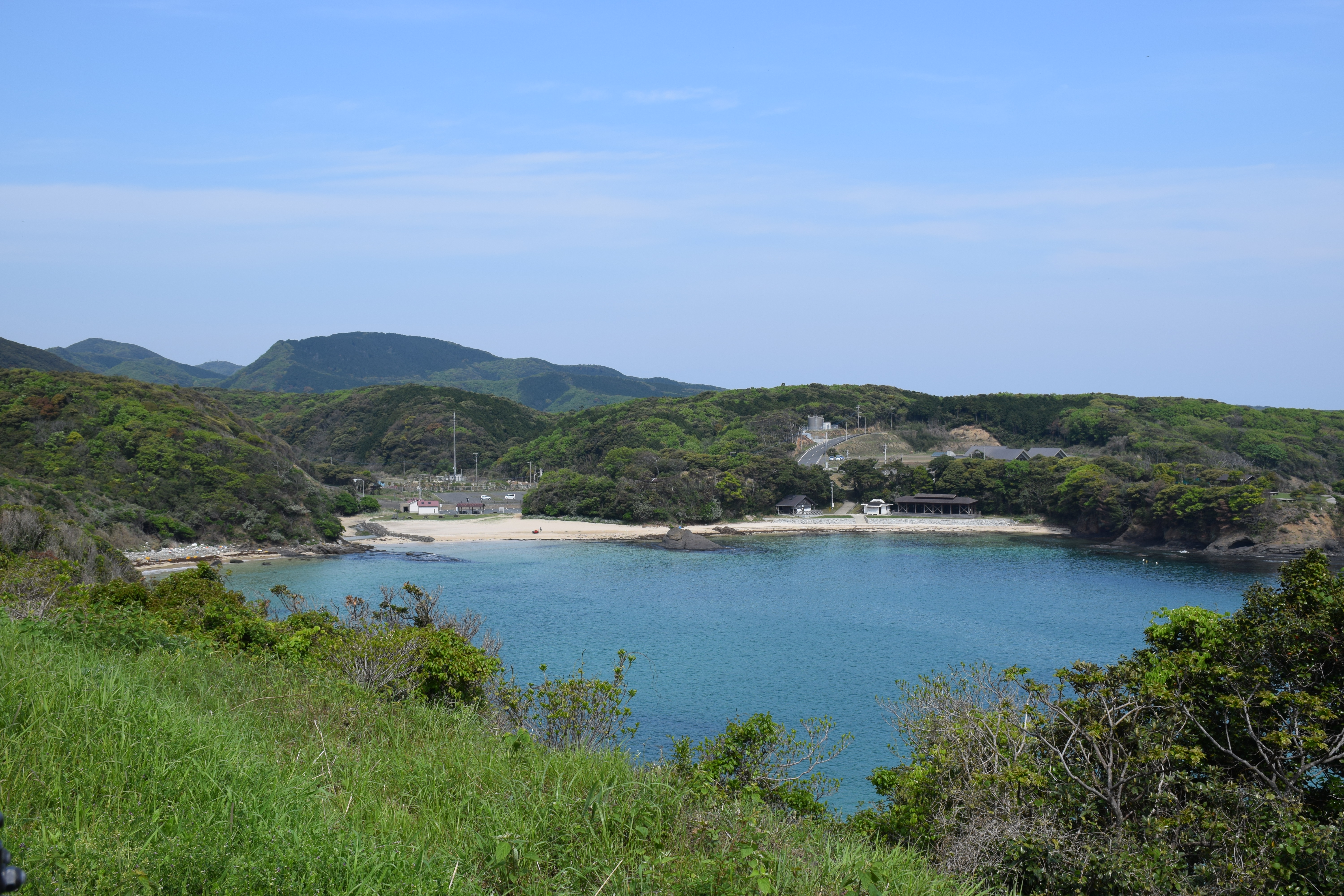 三宇田浜を望む