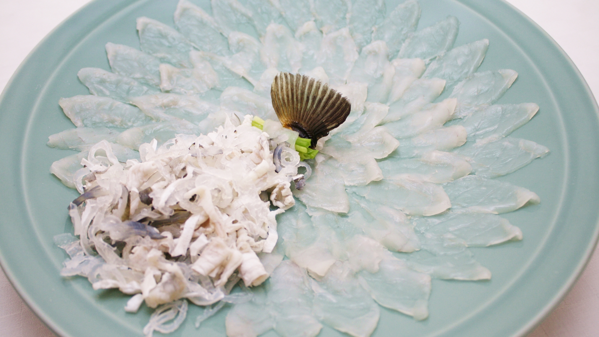 *ふぐコース一例／ふぐ刺し