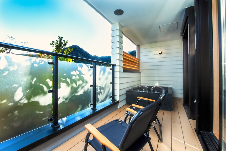 ★休日いぬ部でも紹介★ワンちゃんと一緒に旅を満喫！半露天風呂＆BBQテラス完備の客室／素泊まり