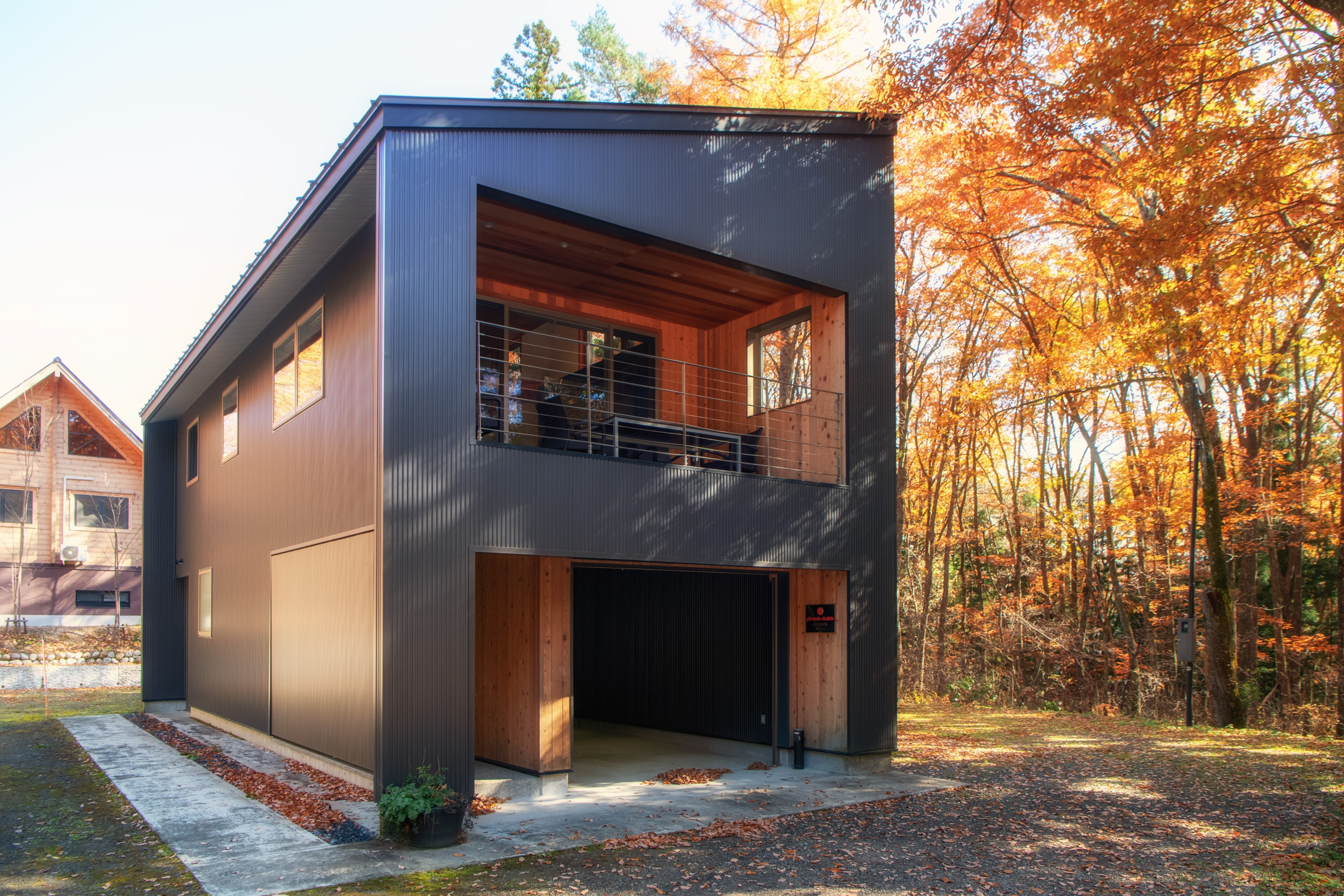 Ｐｈｏｅｎｉｘ　Ｃｏｃｏｏｎ（フェニックス　コクーン）