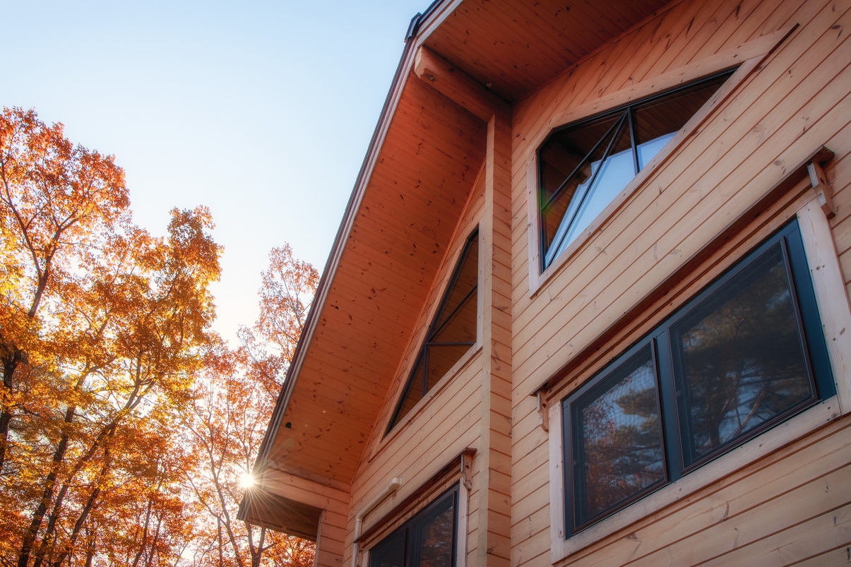 【秋の連泊30％OFF】人気の白馬・和田野エリア　プライベートログ調ハウス【素泊】