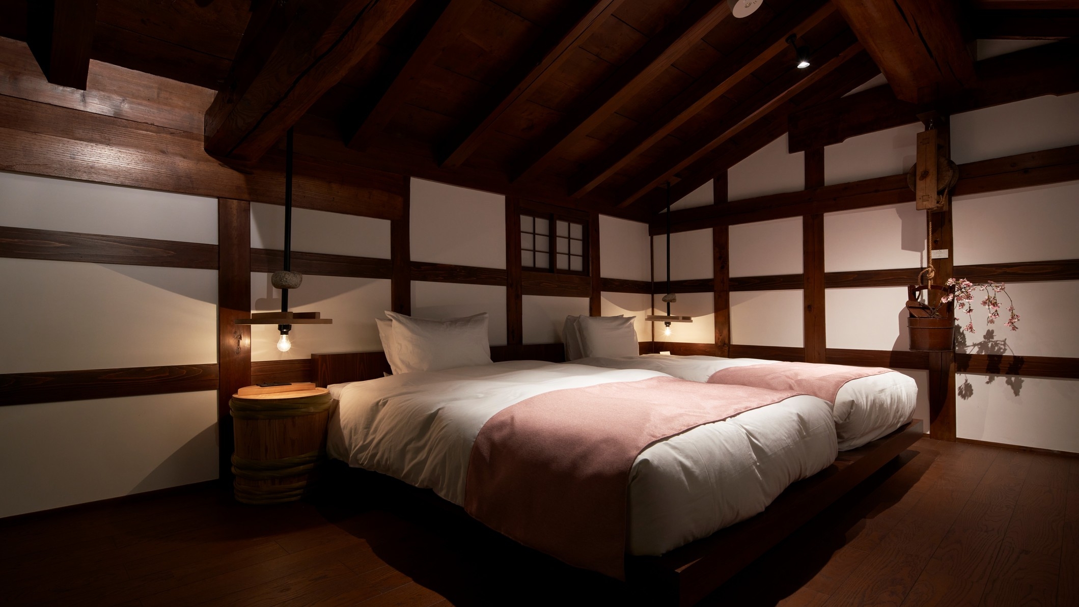 【朝夕食付】歴史を感じる建物に泊まり、秋田の味覚を楽しむ