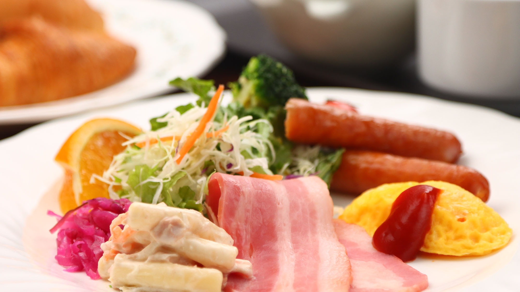 【朝食付】家族旅行応援☆朝食食べたらすぐゲレンデへ♪栂池スキー場徒歩10秒！≪割引きリフト券あり≫