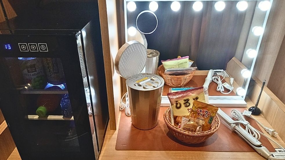 【カプセル】高級美容家電が常設！半個室カプセル