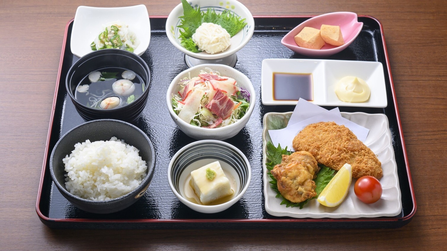 【2食付き+ドリンク1杯付き】関門の海が育む、ふぐの魅力を気軽に満喫