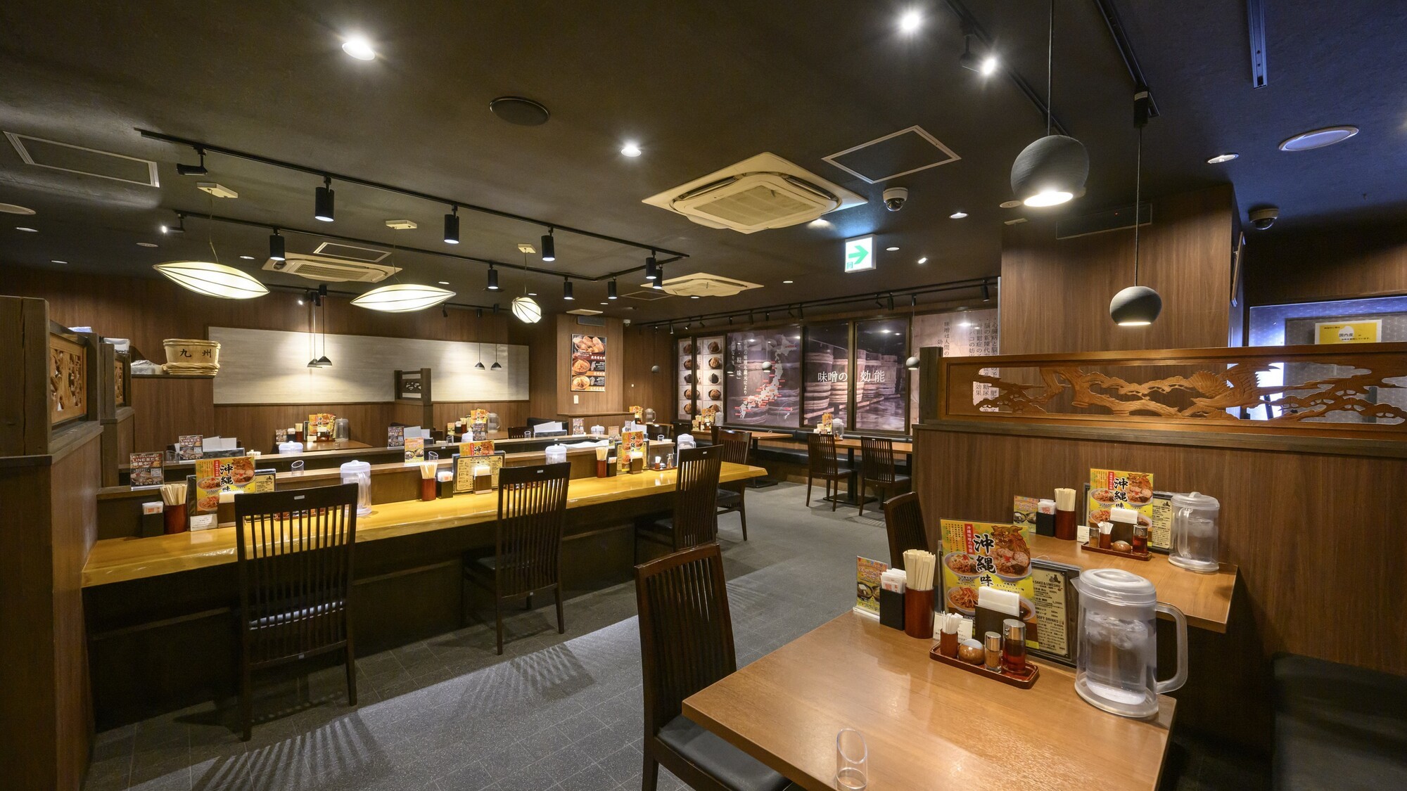 朝食会場