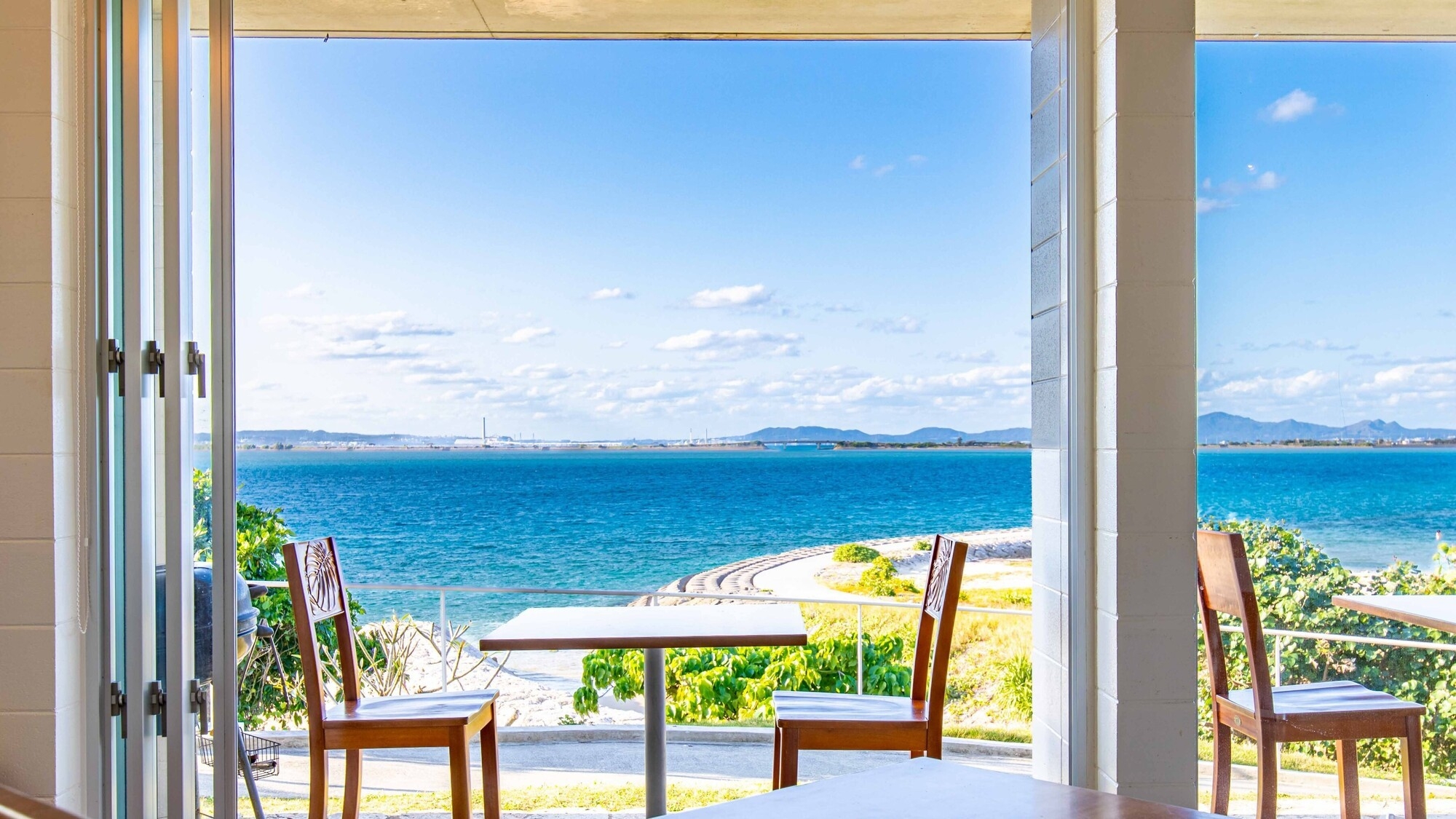 【事前カード決済限定】浜比嘉ビーチまで徒歩1分！車で行ける離島で過ごす休日(夕朝食付き)