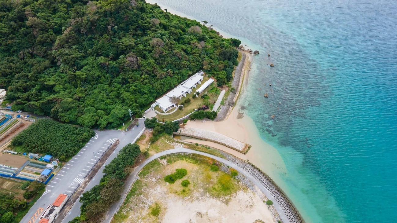 【WEB割】浜比嘉ビーチまで徒歩1分！車で行ける離島で過ごす休日(素泊まり)
