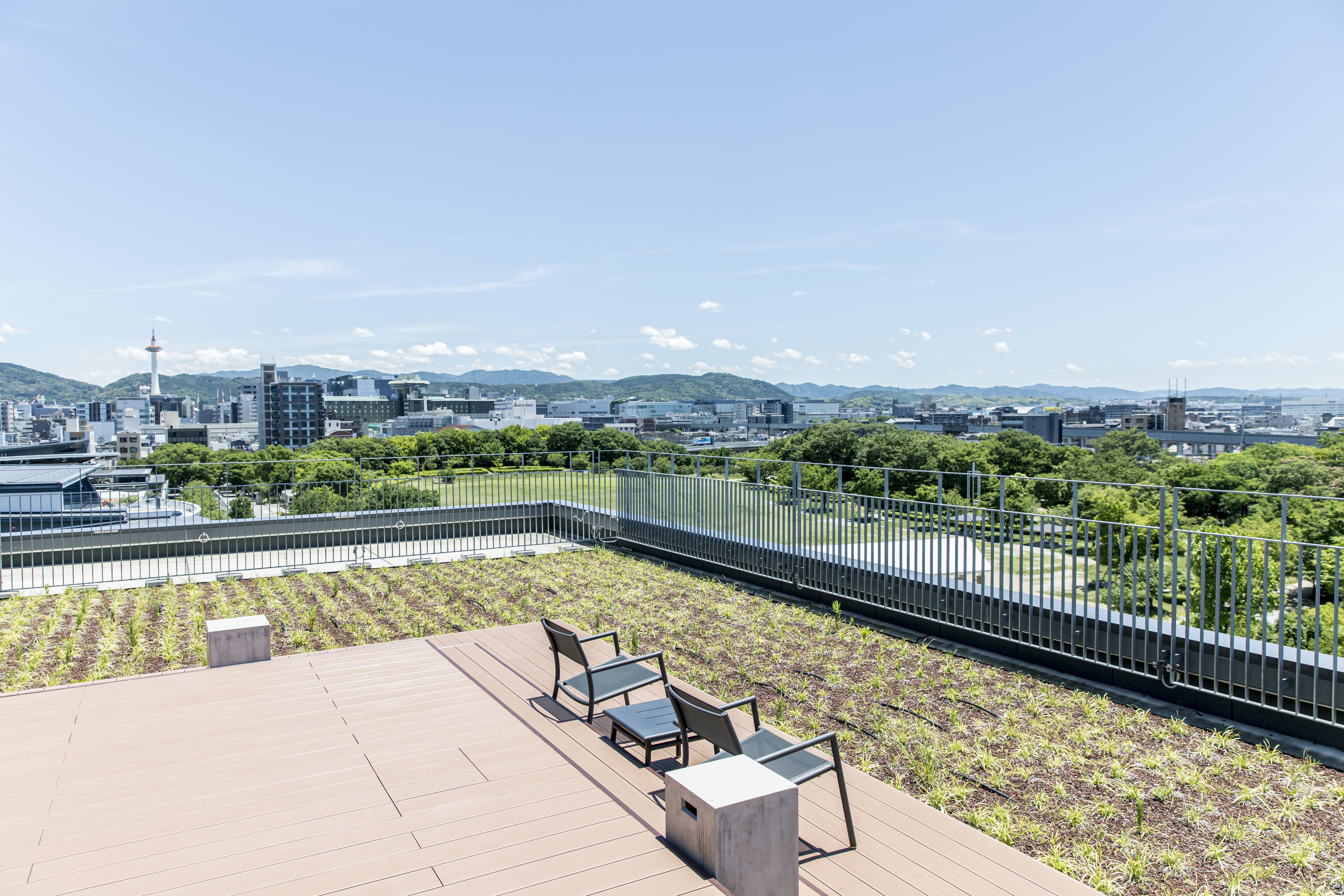 【Roof Top Terrace】