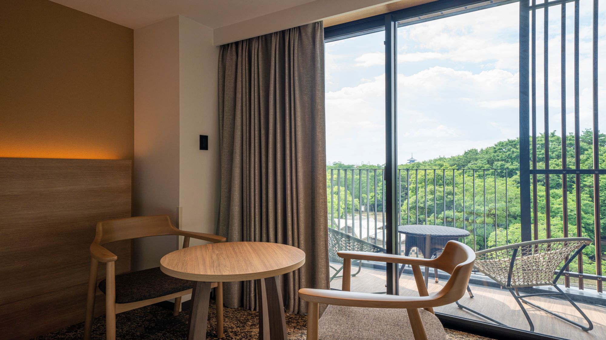 【ガーデンコーナーツイン】テーブルセット