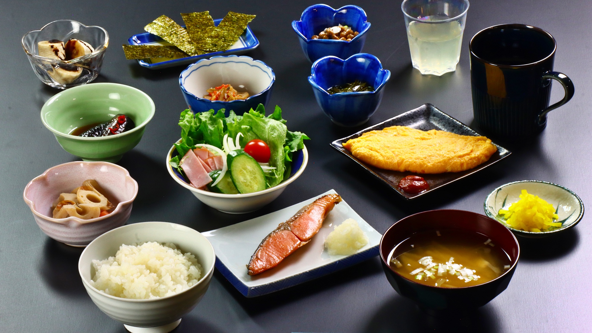 【朝食全体の一例】手作りの和朝食です