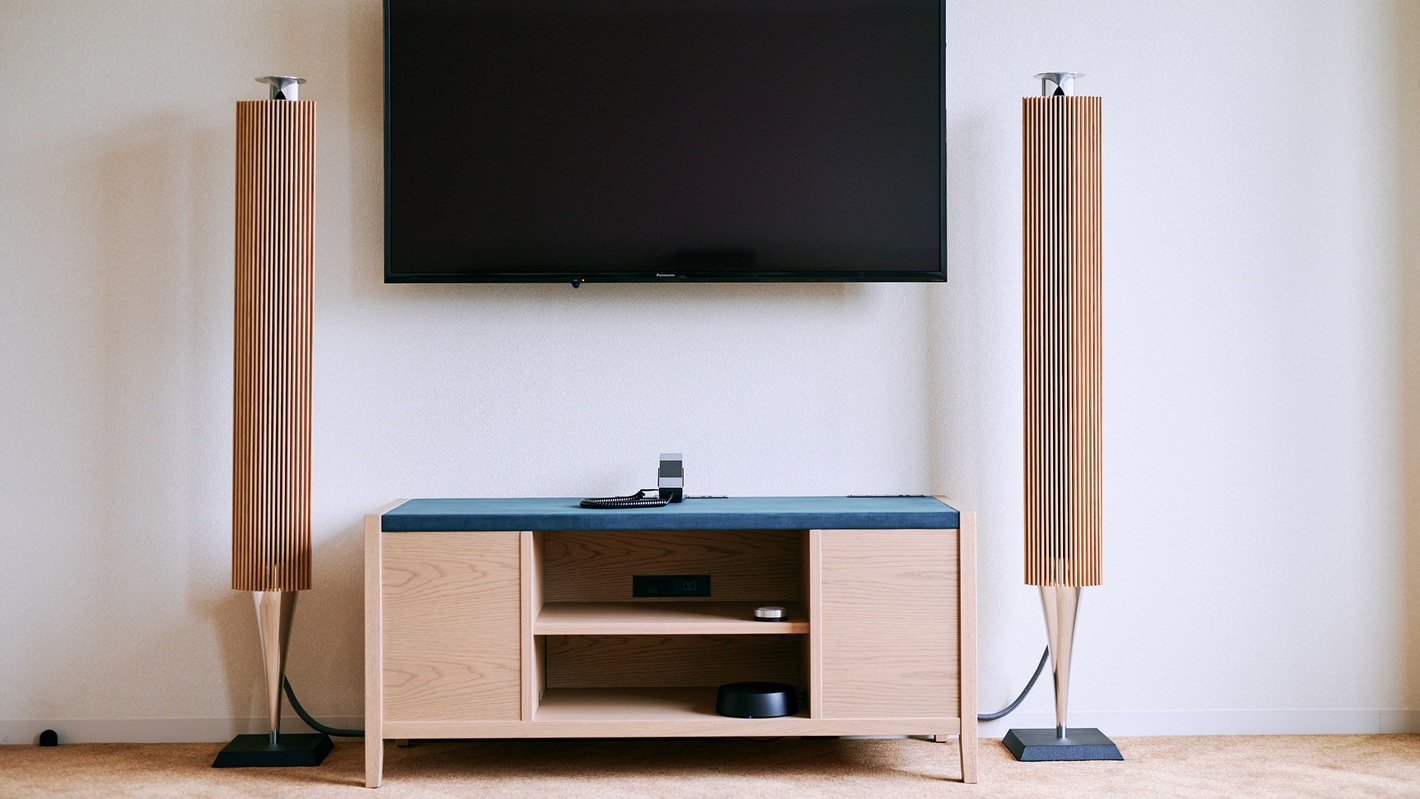 ＜デラックスキング＞901号室・BeoLab 18（Bang & Olufsen）