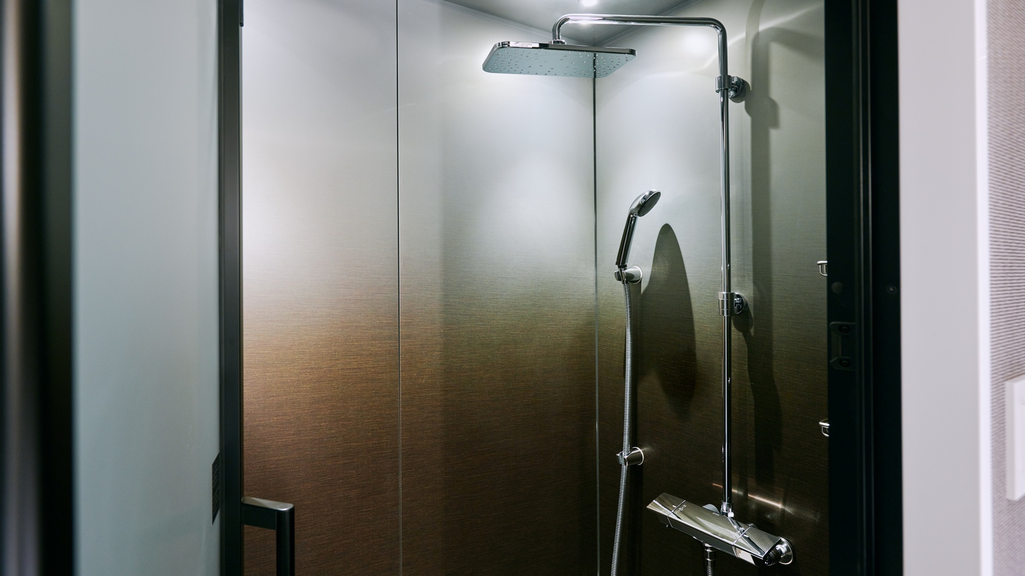 シャワーブース（ダブル・スーペリアダブル・ツインツームのみ）
