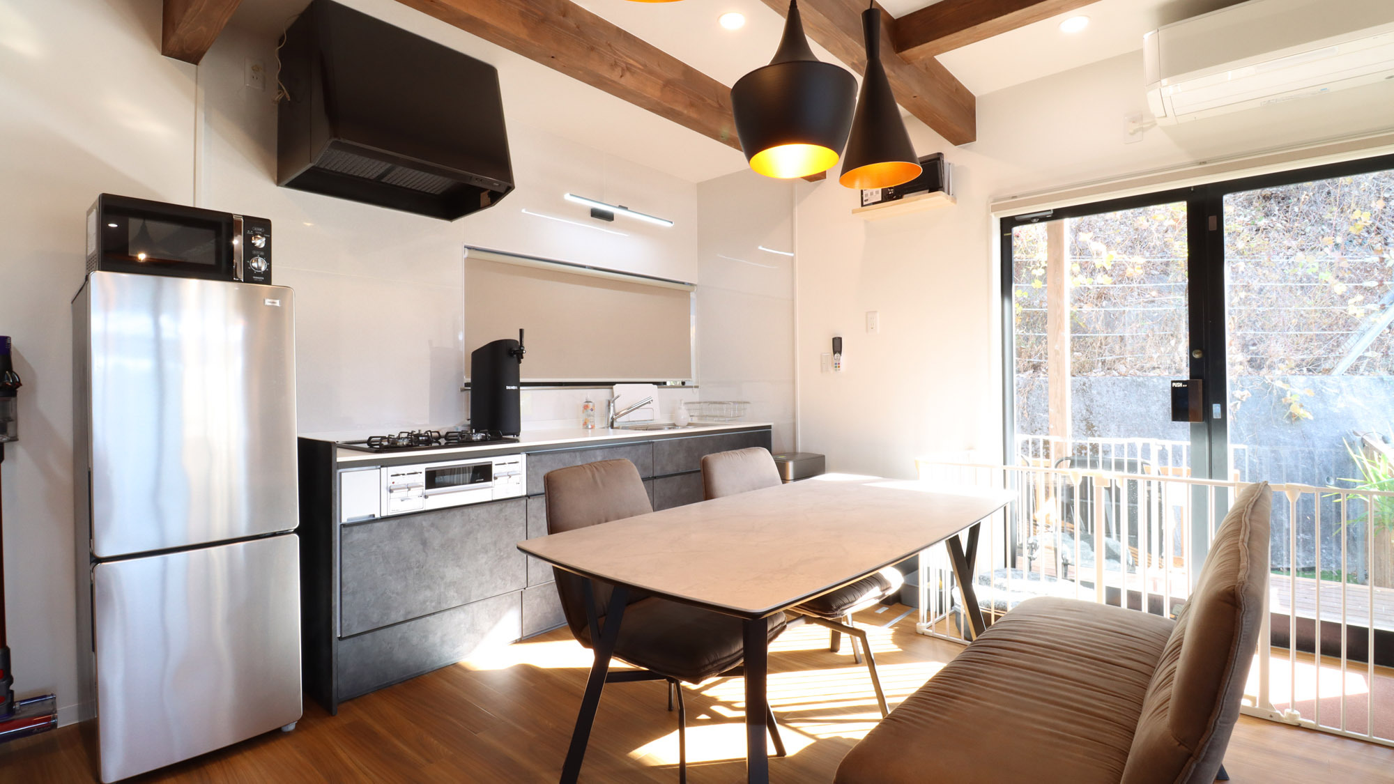 食材＆ビールサーバー付！手ぶらBBQ★絶景テラスで思い出作り＜夕食付・小型犬OK＞