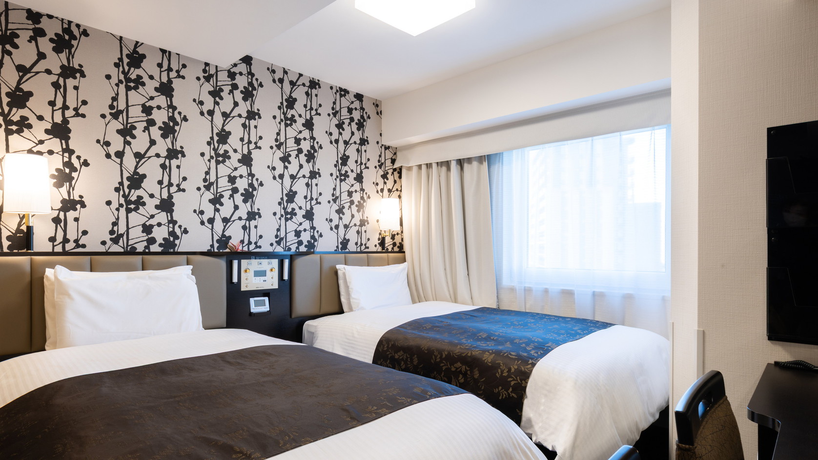 コンパクトツイン