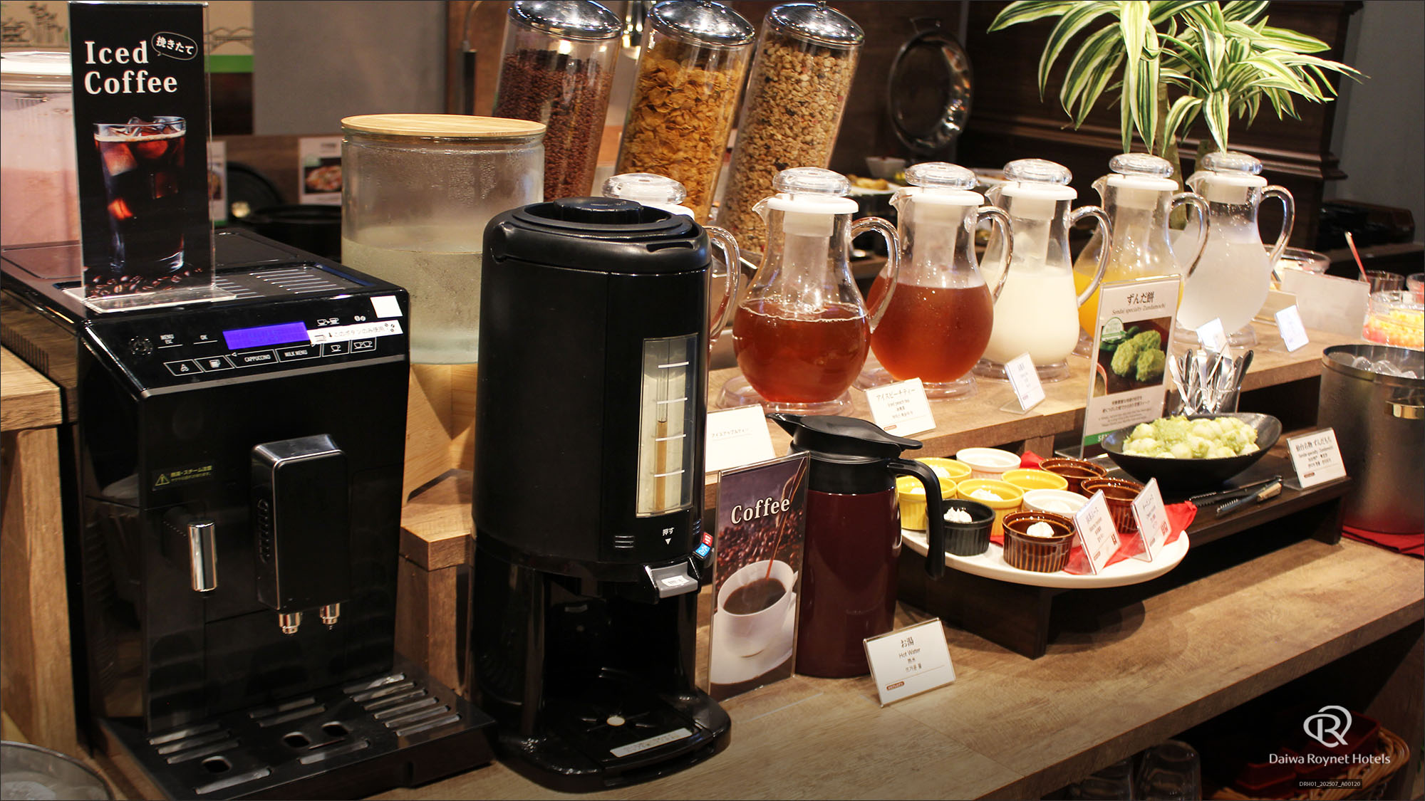 朝食ビュッフェ