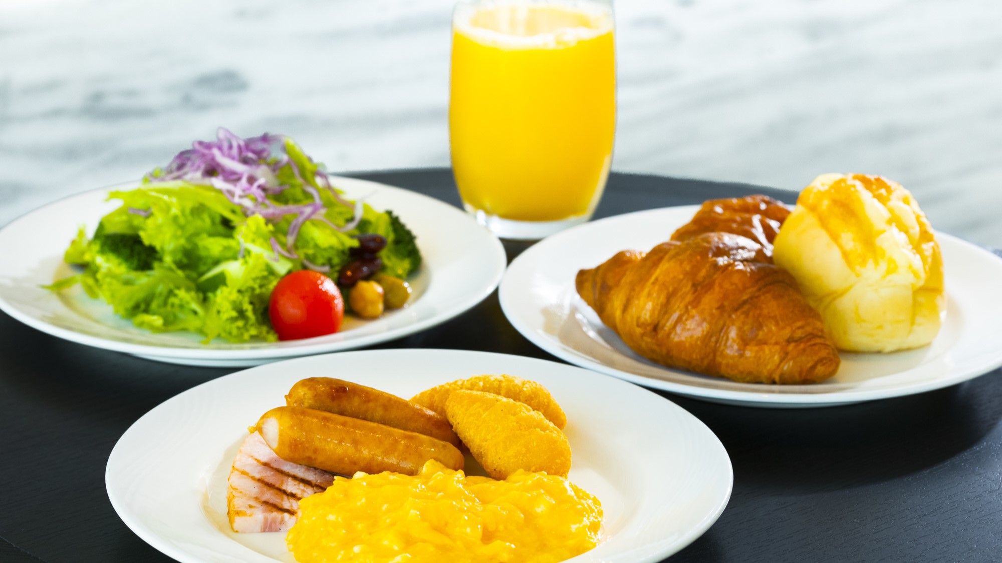 【さき楽60】60日前までの予約でクラブルームがお得！専用ラウンジで贅沢ステイ／ラウンジ朝食