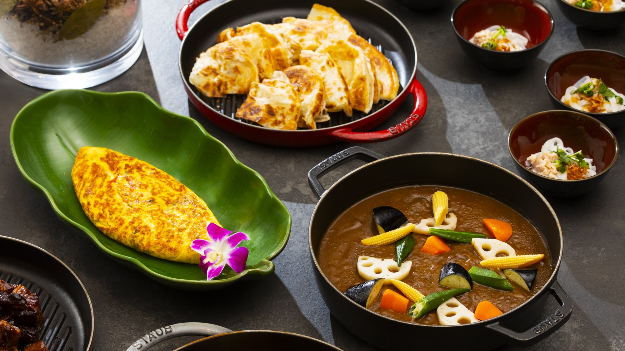 【Harbor kitchen】朝食　オリエンタルカレー・アジアンベイクドエッグ