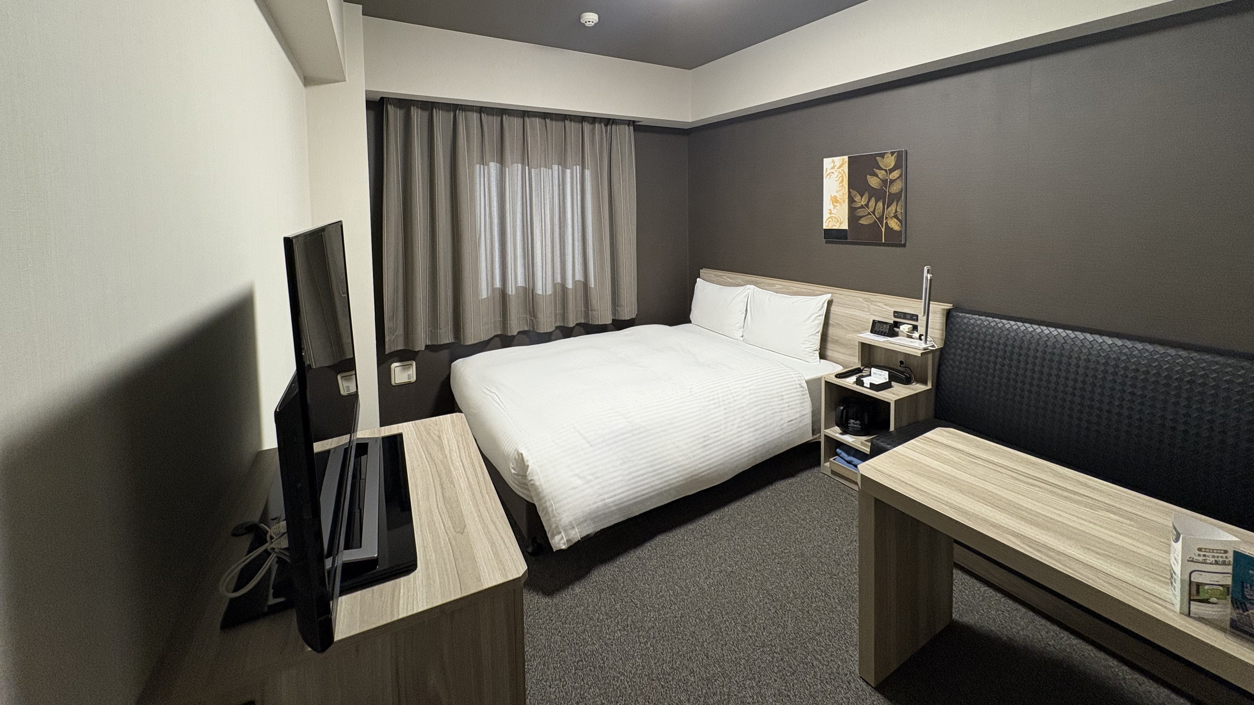 スタンダードセミダブルルーム