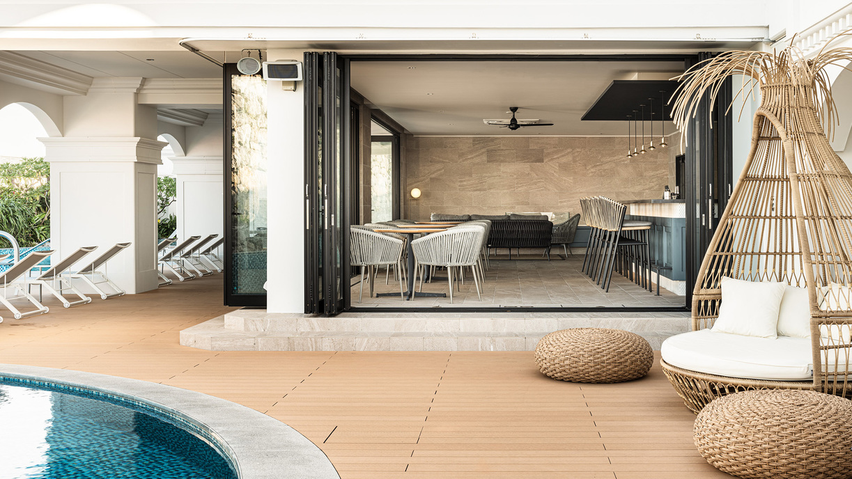 【連泊がお得！】★素泊まり★アメリカンビレッジをしっかり満喫　天然温泉大浴場＆駐車場無料