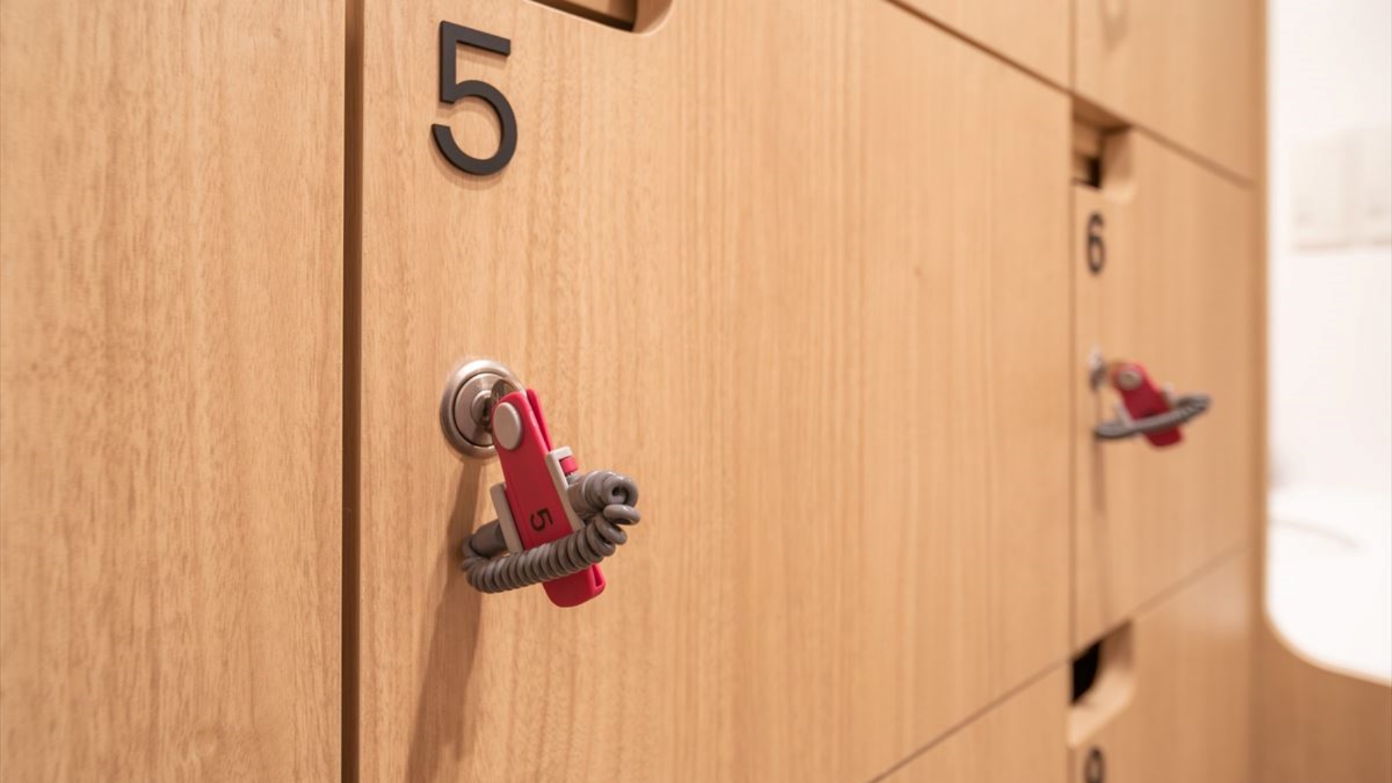 鍵付きロッカーで安心です